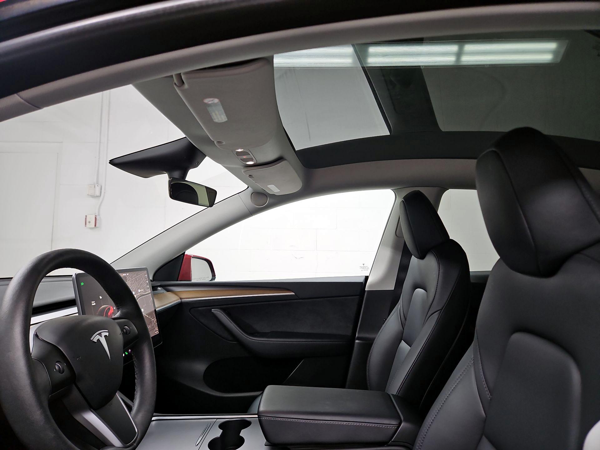 Thumbnail: 2023 Tesla Model Y - 19