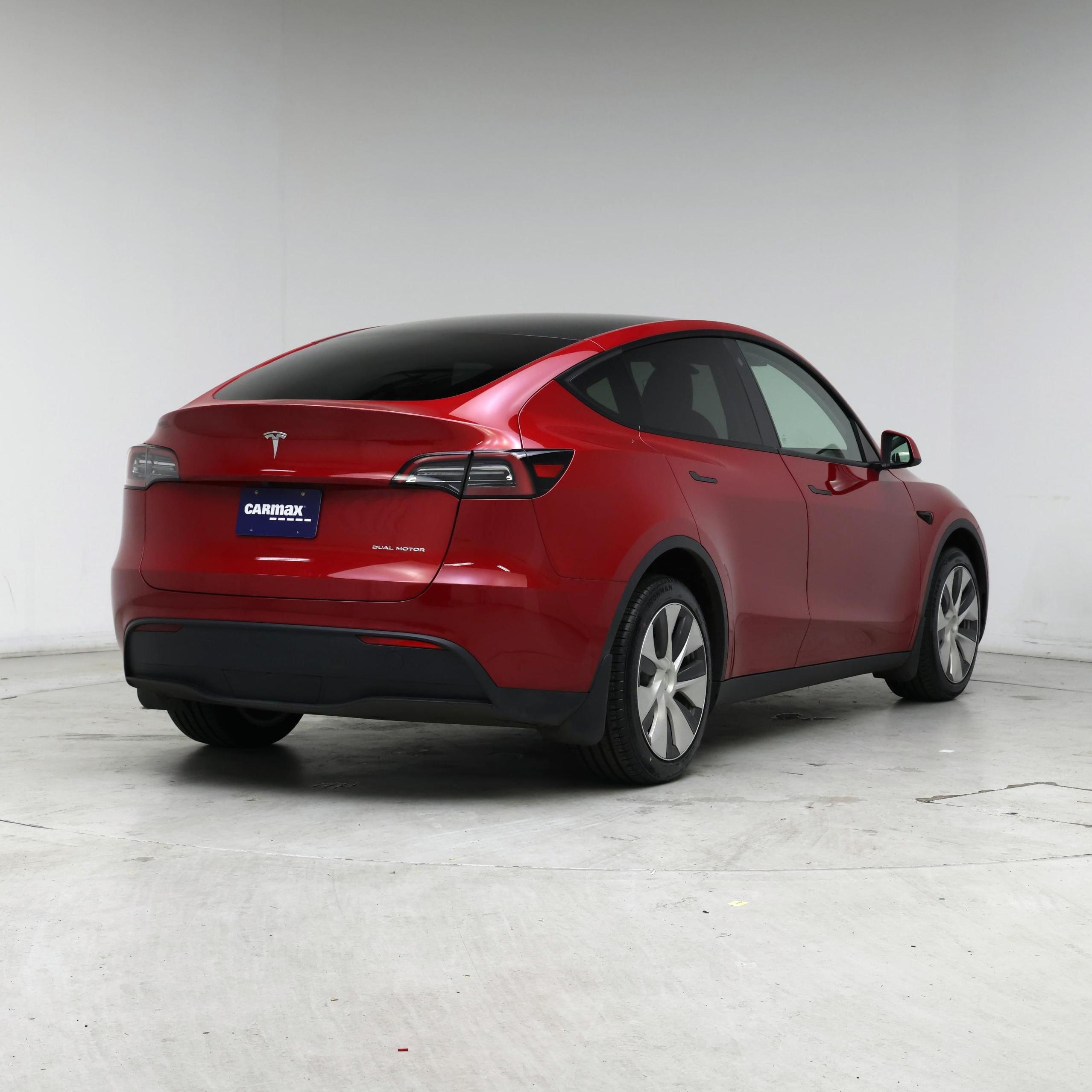 Thumbnail: 2023 Tesla Model Y - 8
