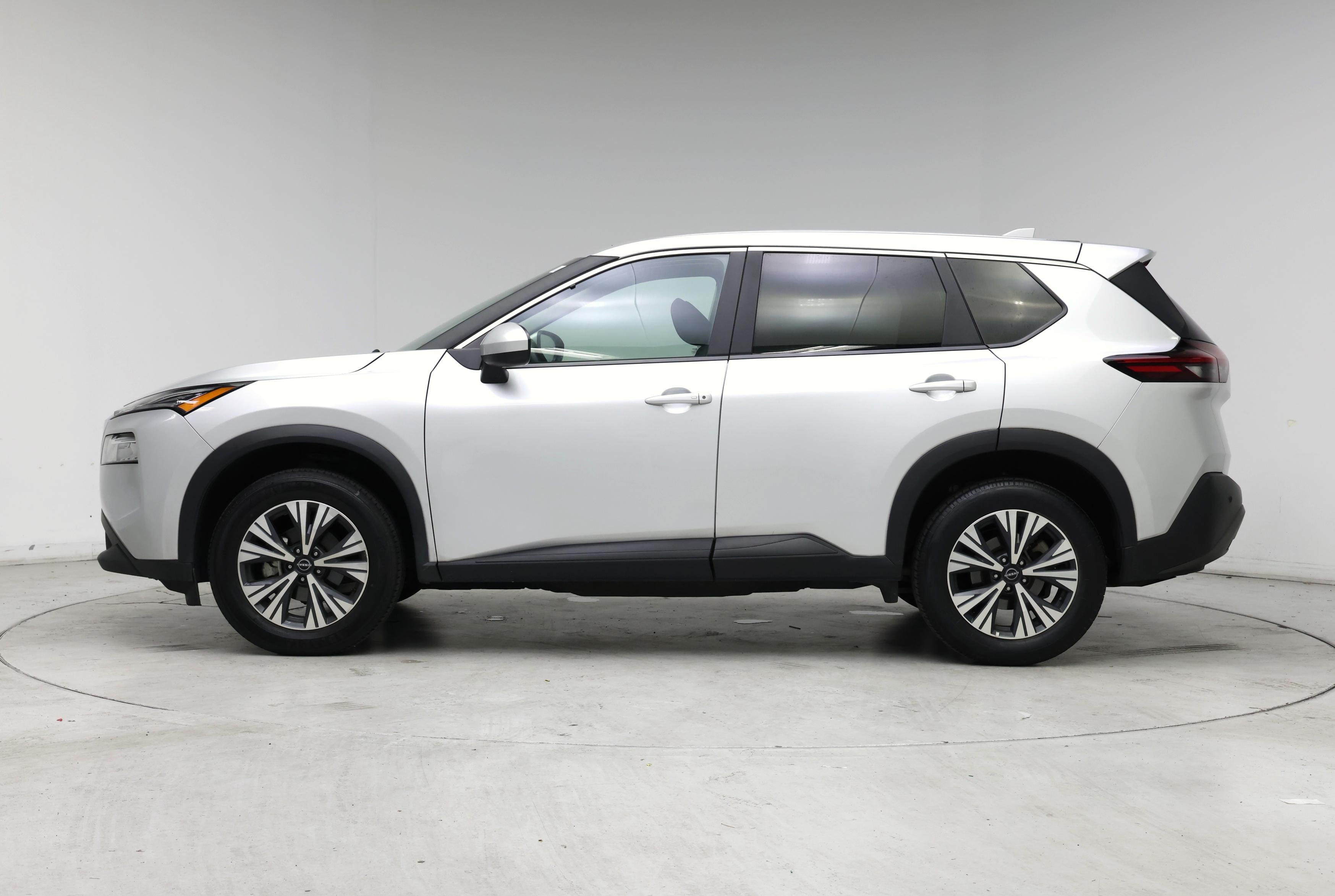 Thumbnail: 2023 Nissan Rogue - 3