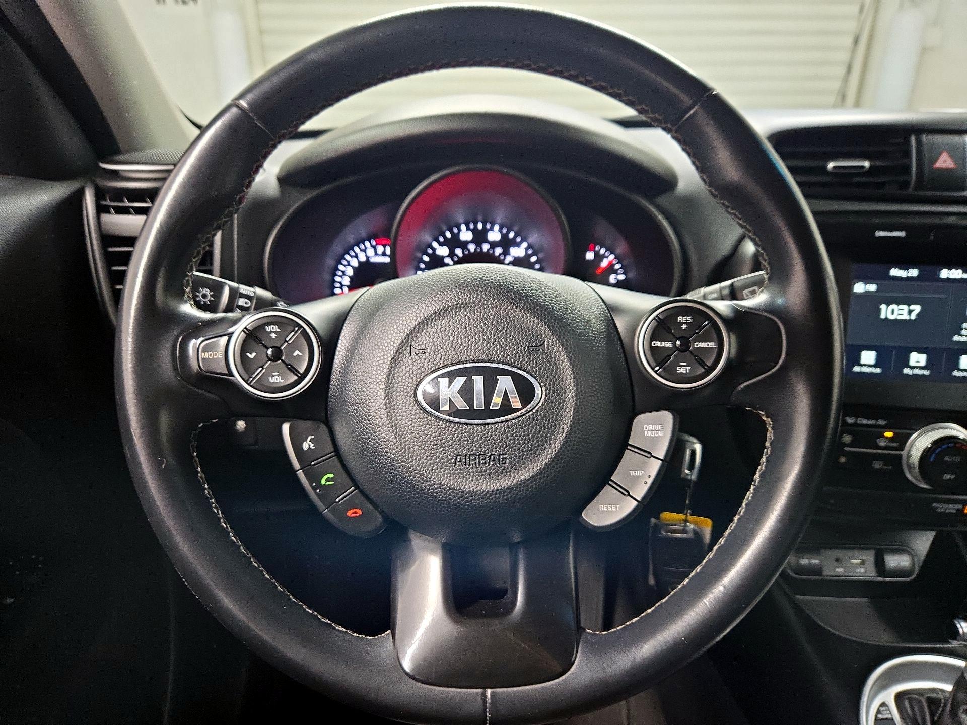 Thumbnail: 2018 Kia Soul - 10