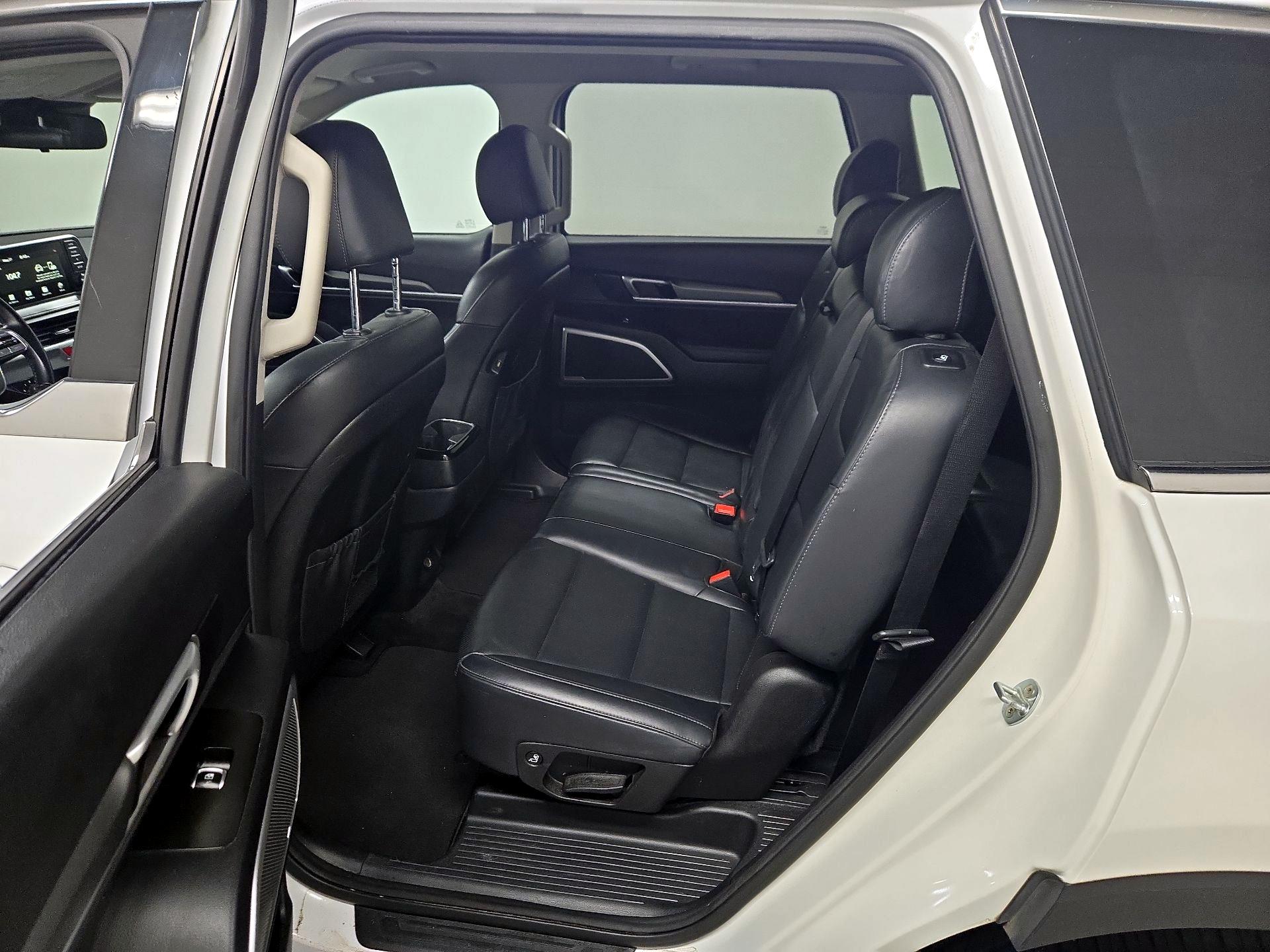 Thumbnail: 2020 Kia Telluride - 19