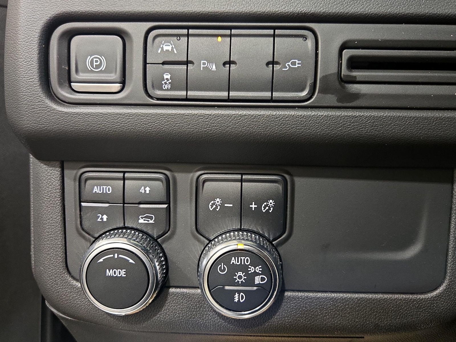 2021 GMC Yukon XL SLT - Photo 14