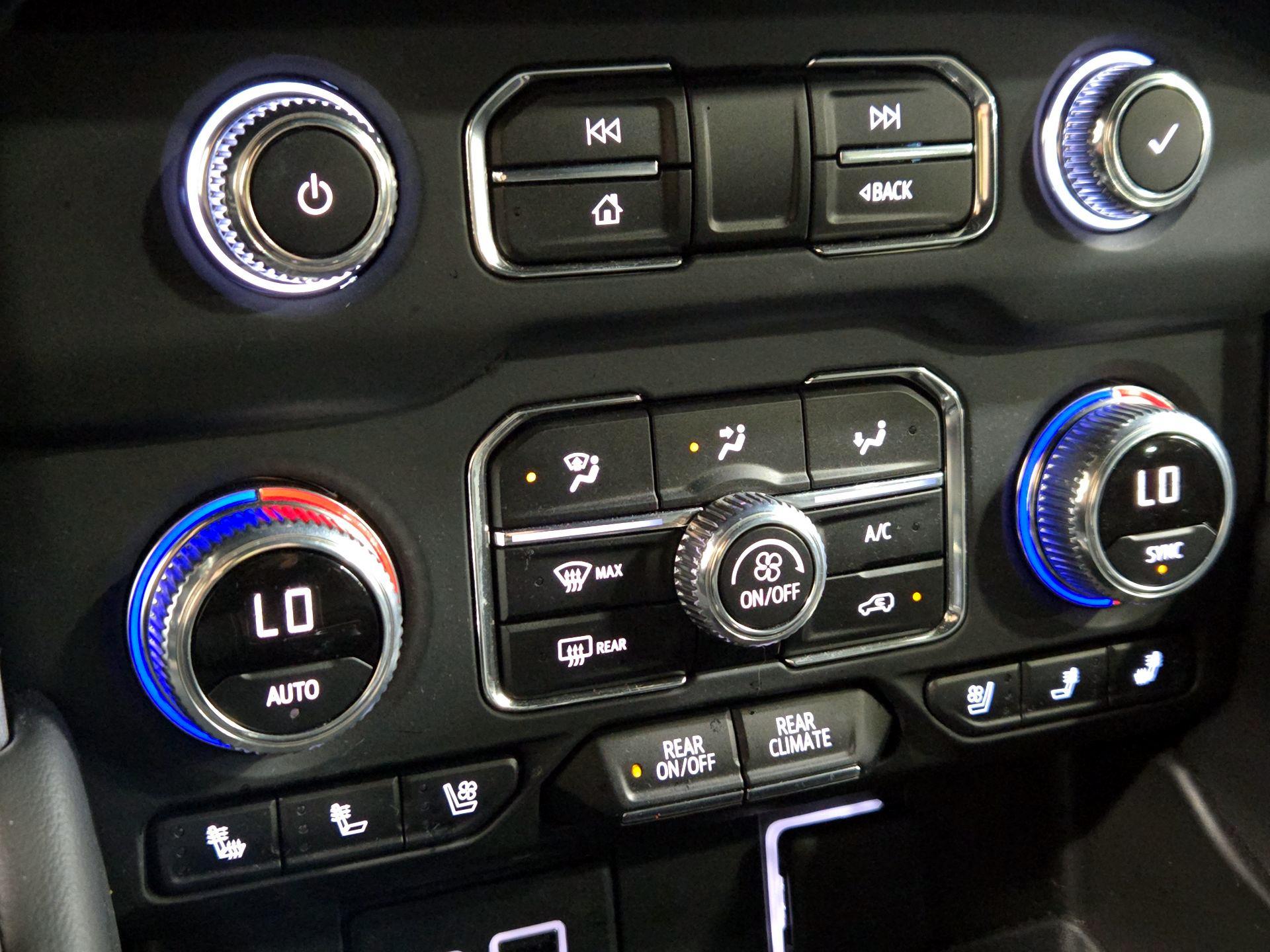 Thumbnail: 2021 GMC Yukon XL - 16