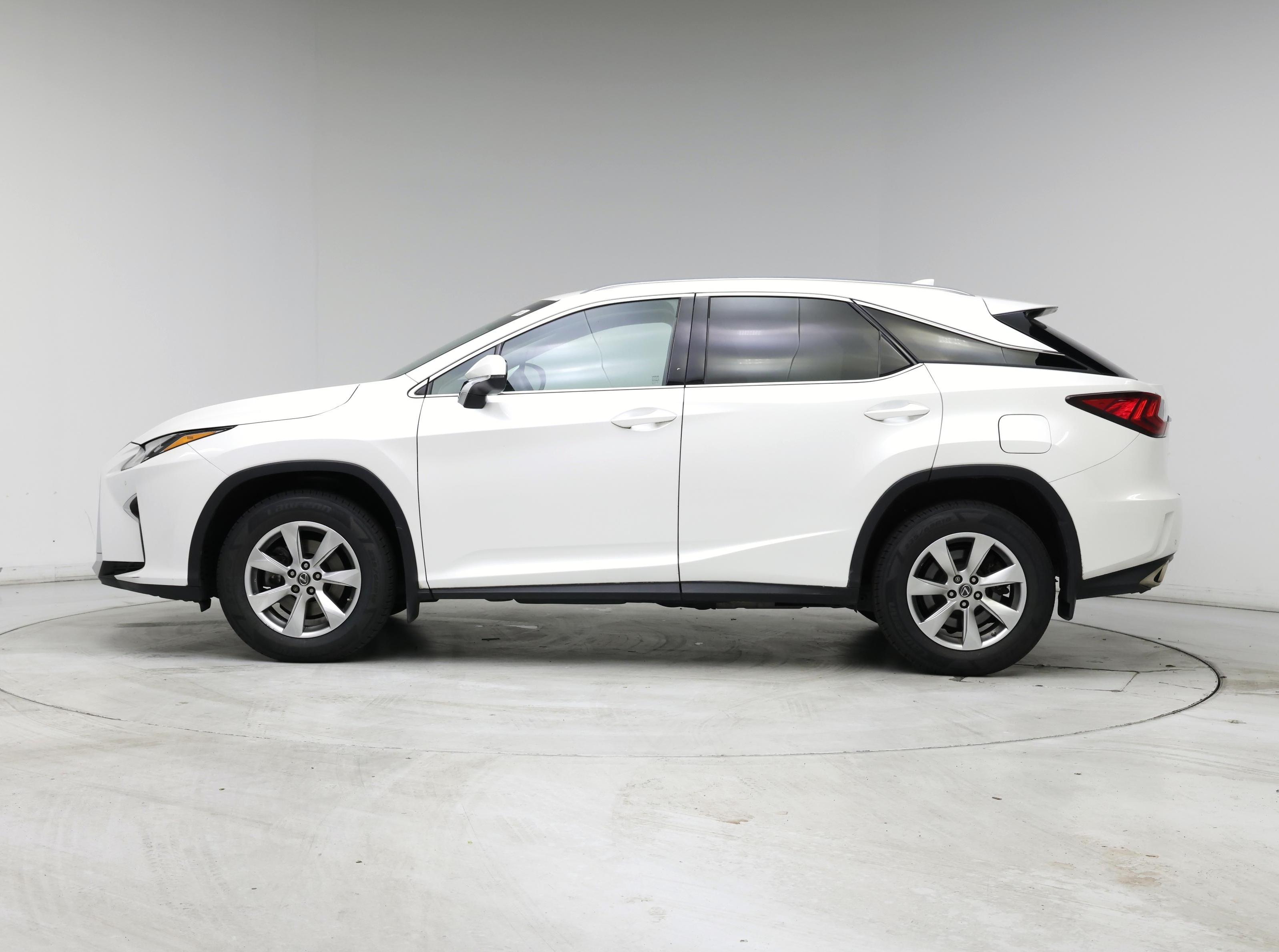 Thumbnail: 2018 Lexus RX - 3
