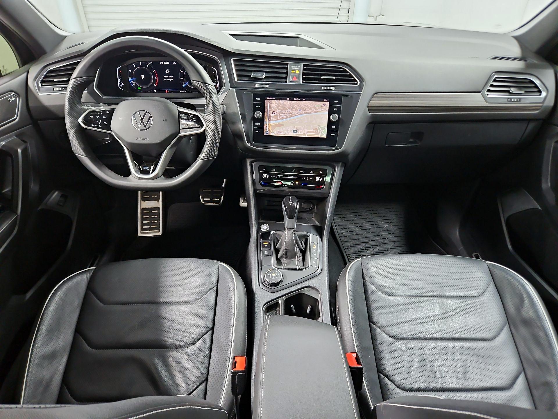 Thumbnail: 2022 Volkswagen Tiguan - 9