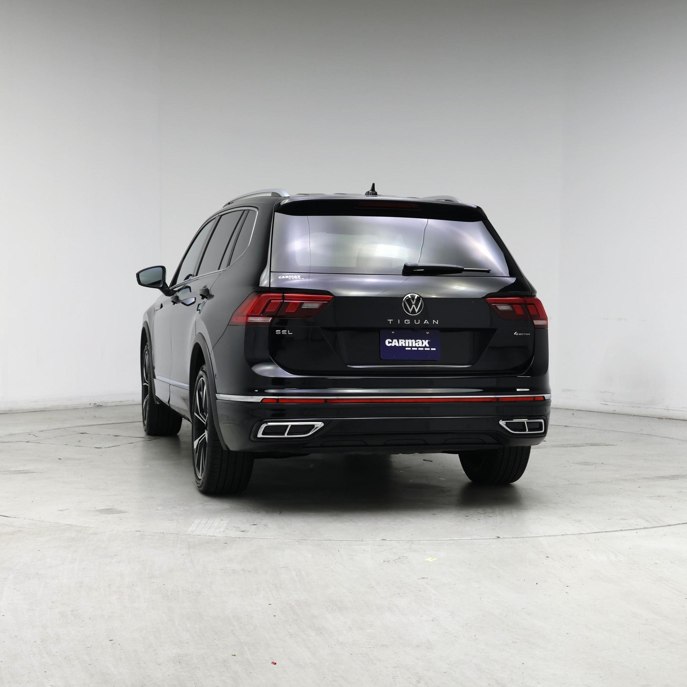 Thumbnail: 2022 Volkswagen Tiguan - 6