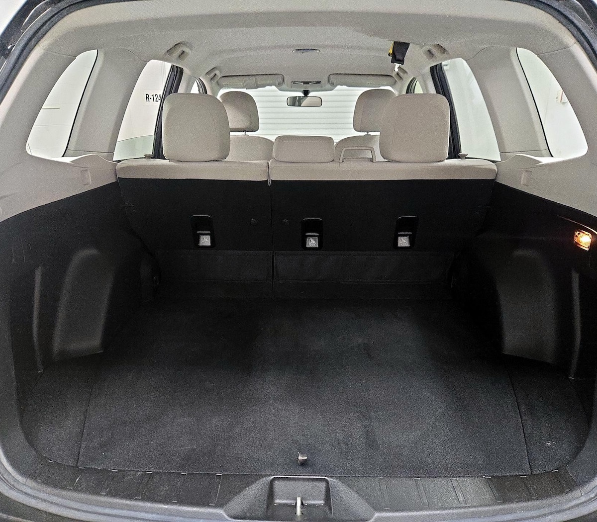 Trunk/Cargo (Seats Up)
