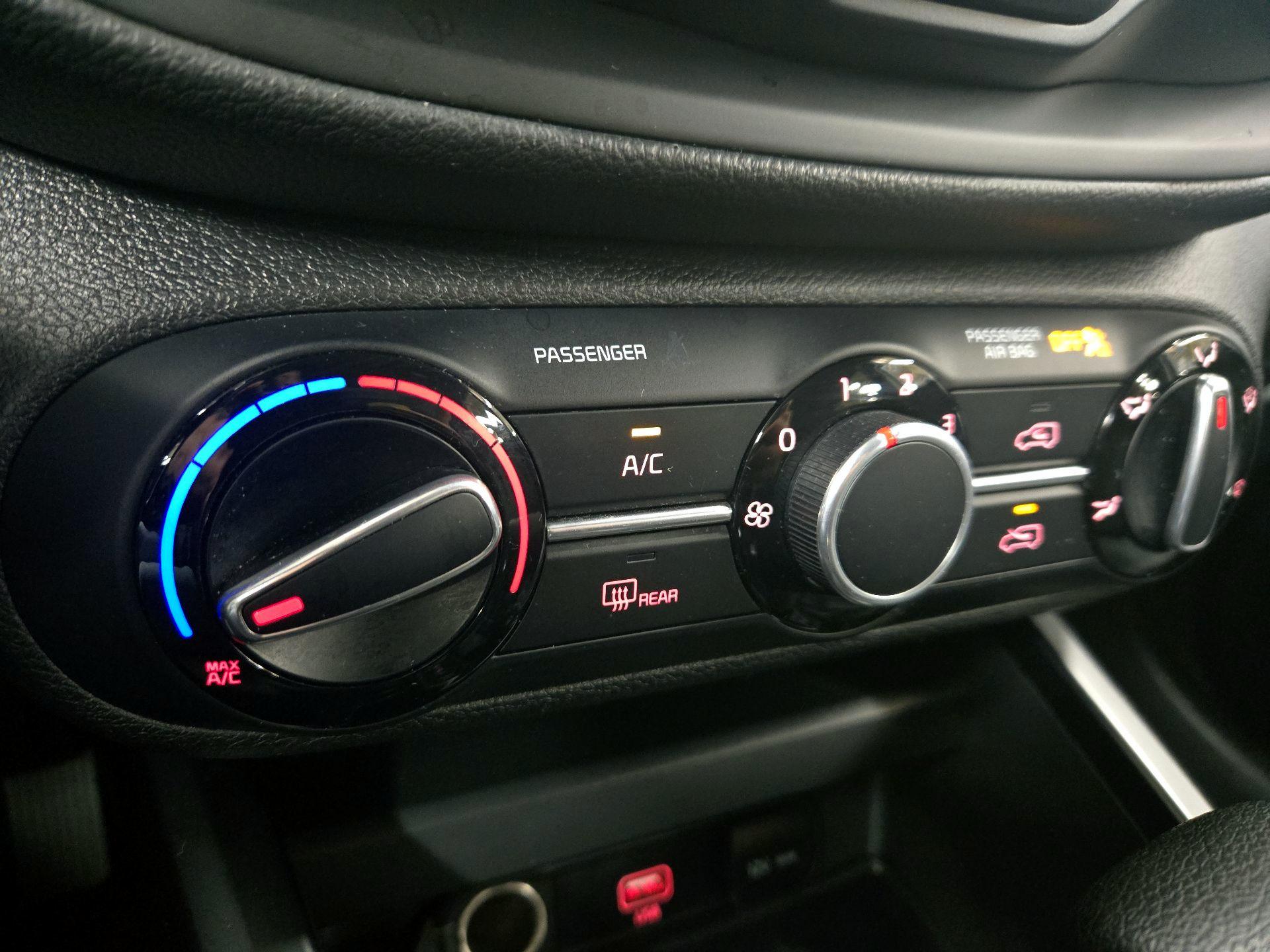 Thumbnail: 2020 Kia Soul - 16