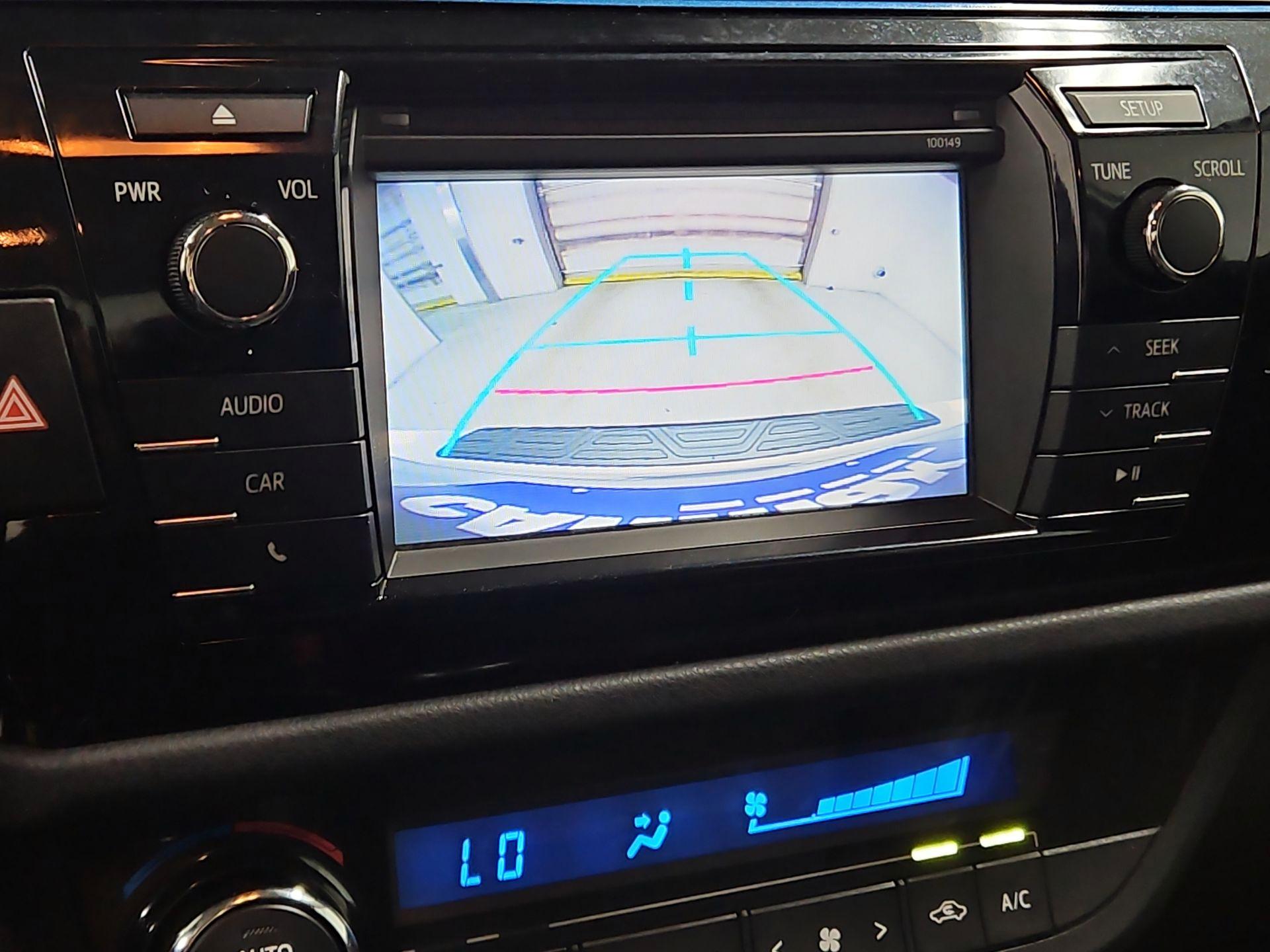 Thumbnail: 2015 Toyota Corolla - 14