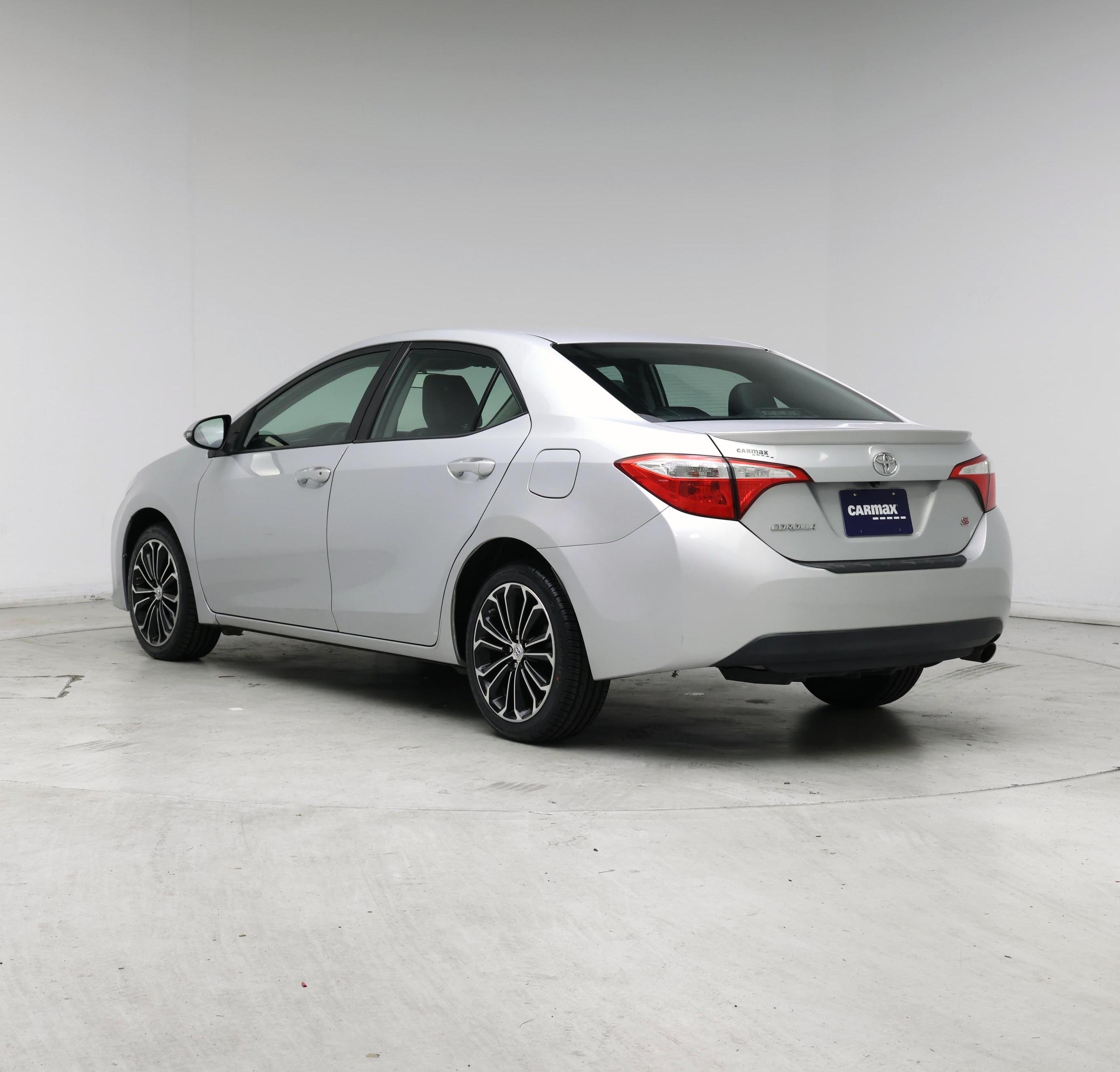 Thumbnail: 2015 Toyota Corolla - 2