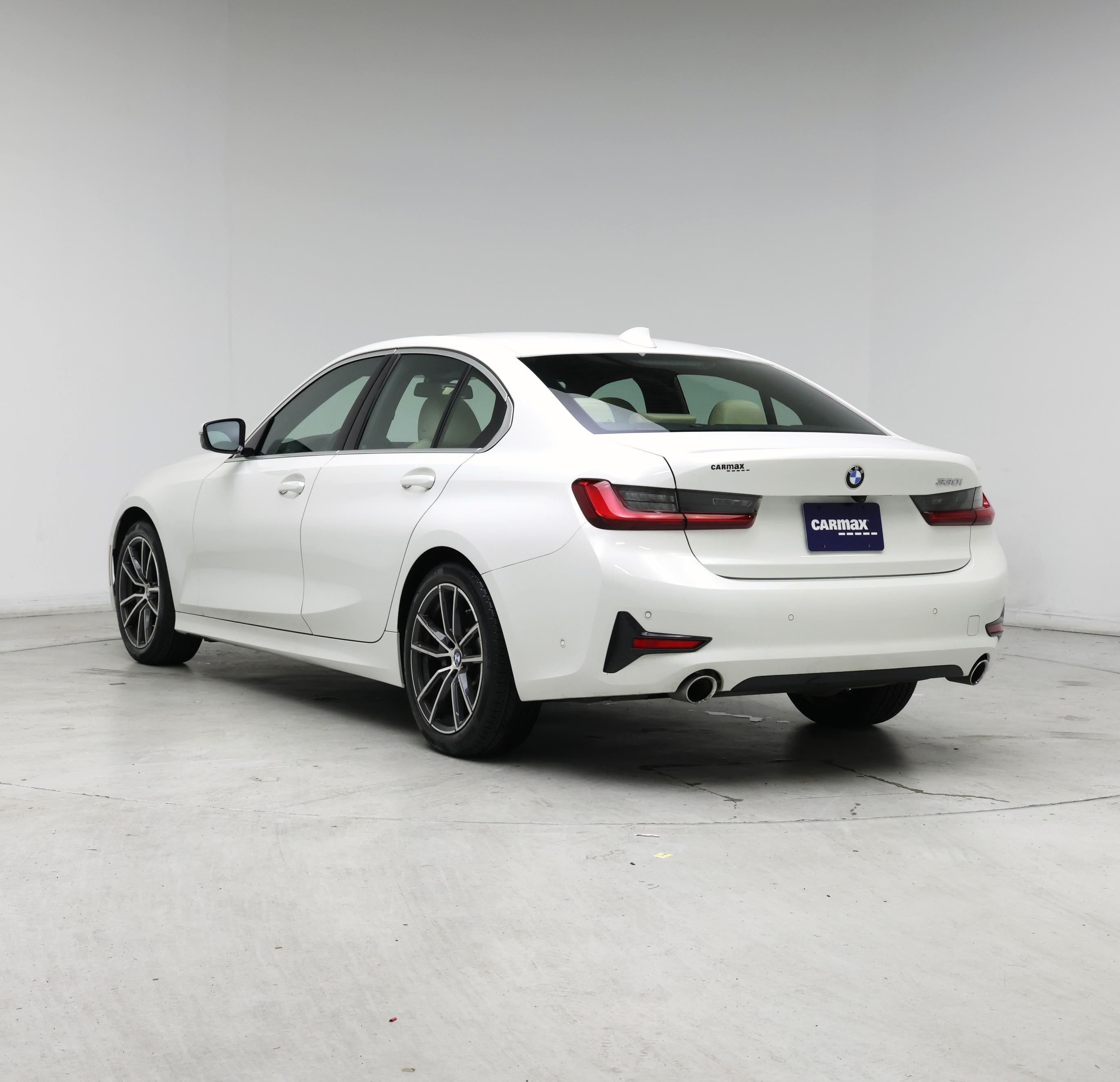 Thumbnail: 2021 BMW 3 Series - 2