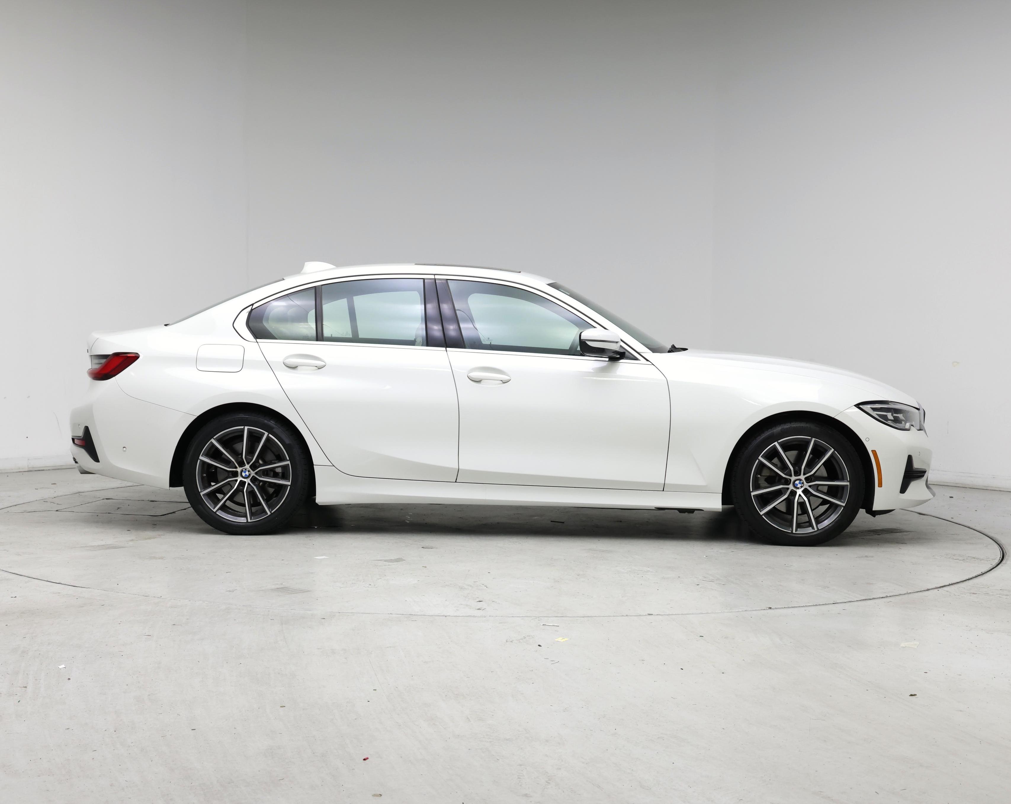 Thumbnail: 2021 BMW 3 Series - 7