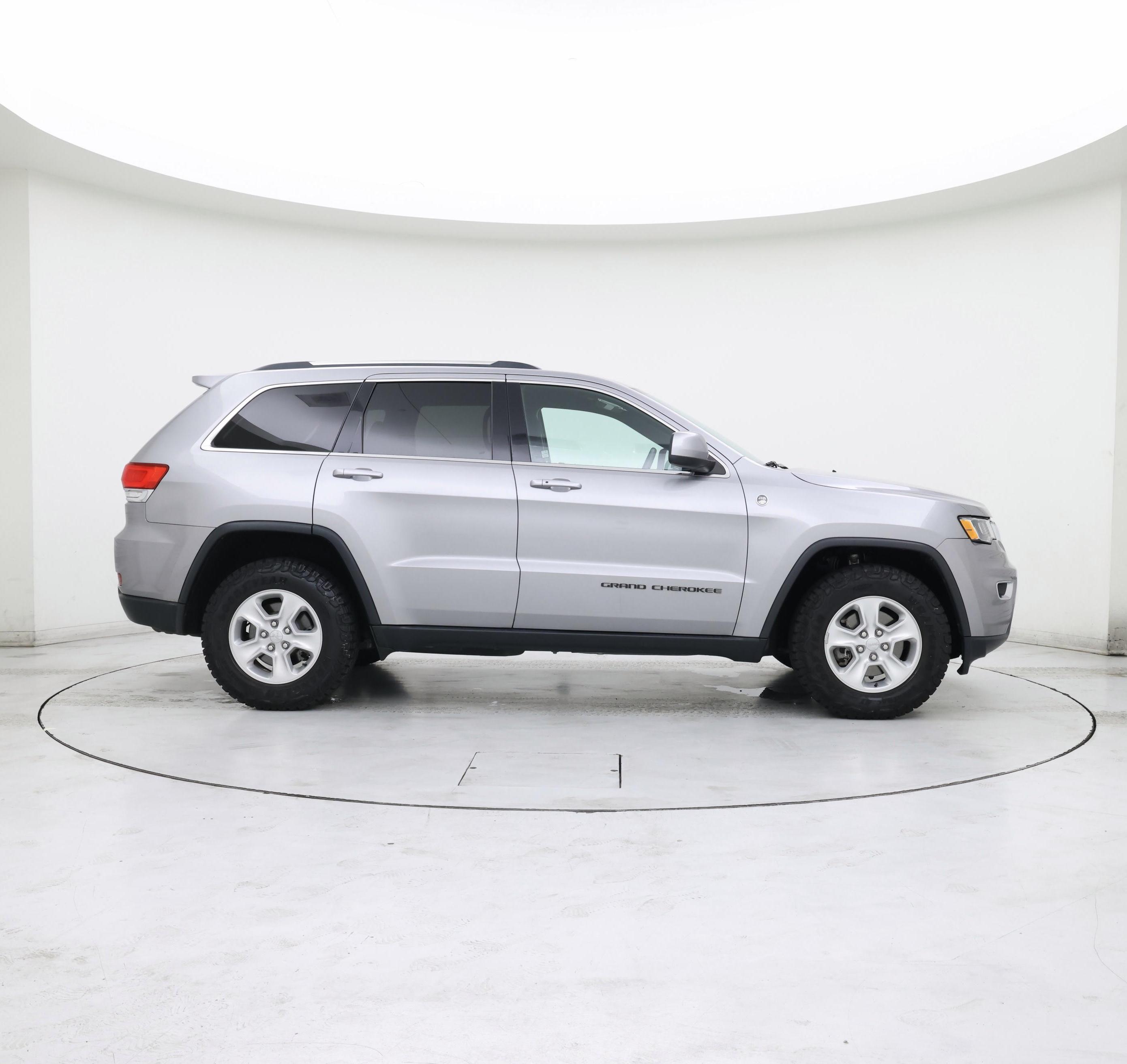 Thumbnail: 2017 Jeep Grand Cherokee - 7