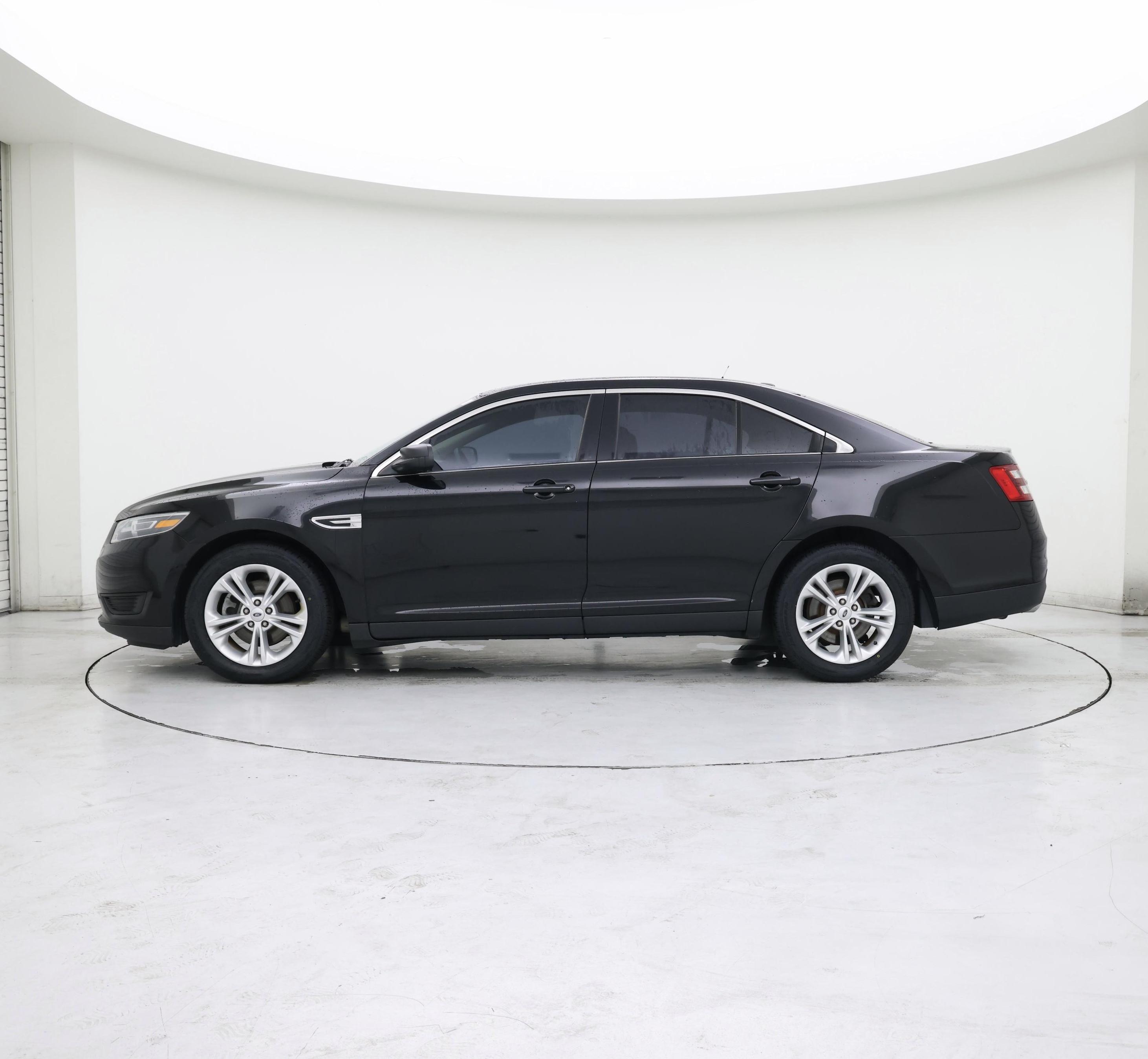 Thumbnail: 2016 Ford Taurus - 3