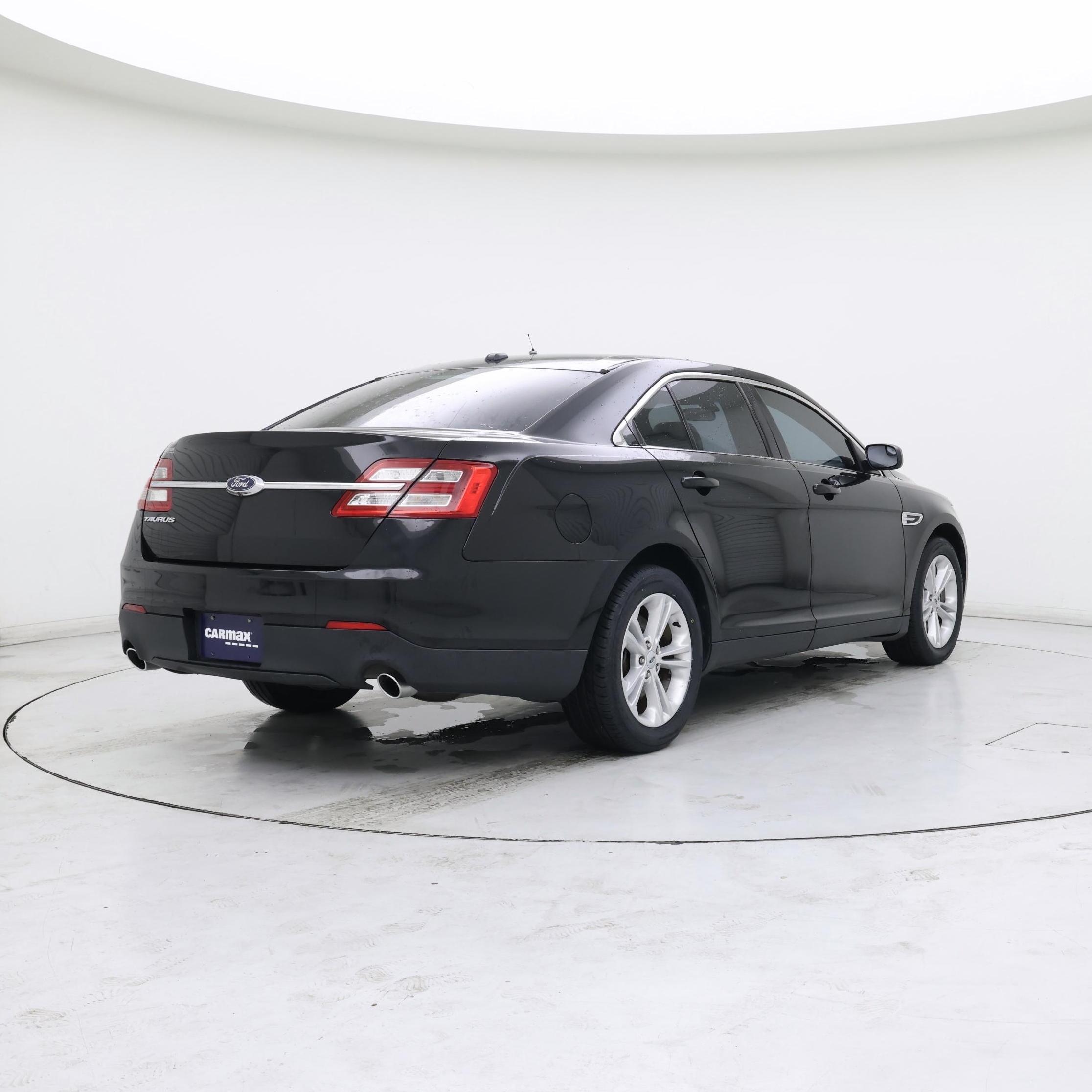 Thumbnail: 2016 Ford Taurus - 8