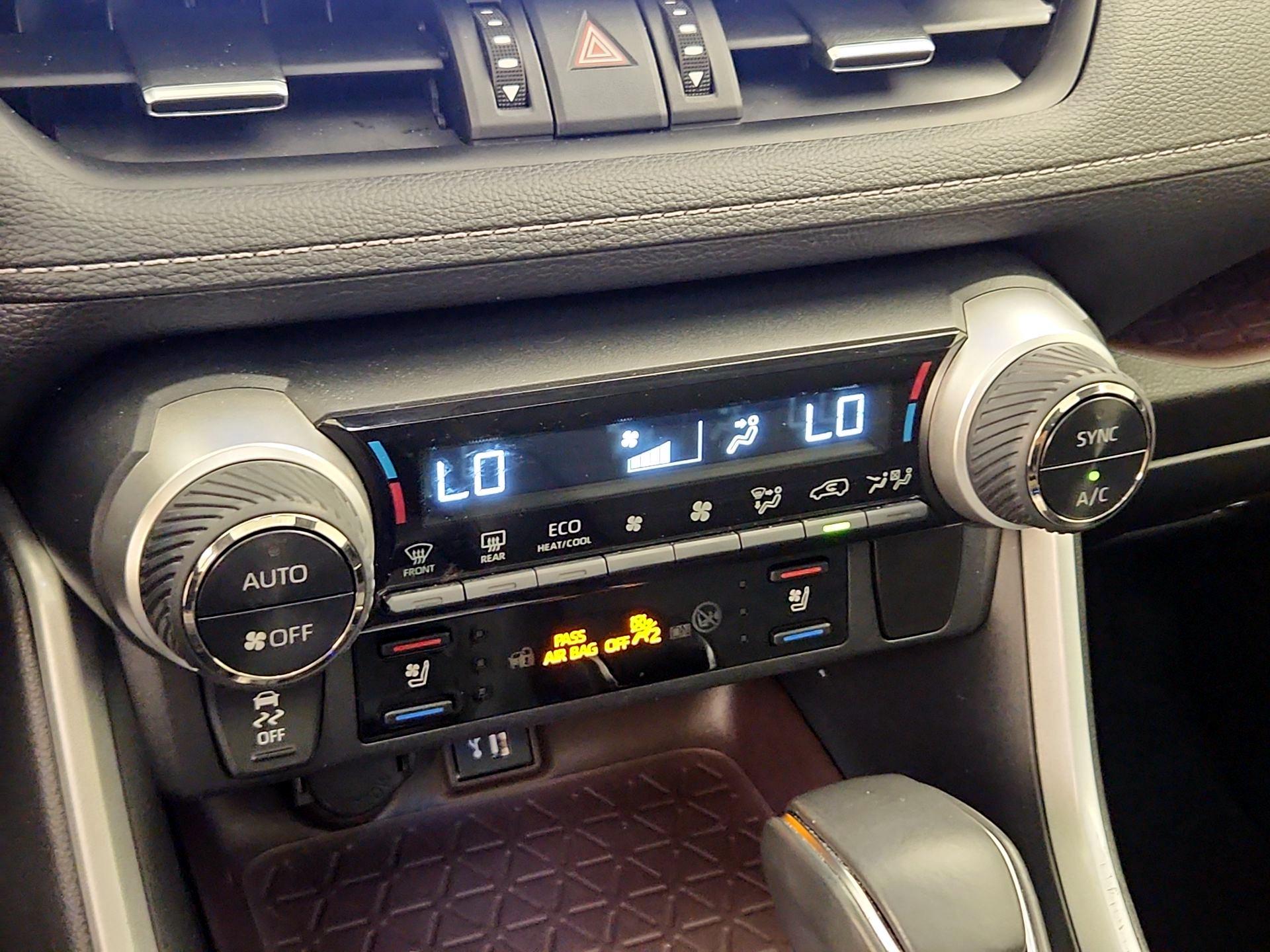 Thumbnail: 2024 Toyota RAV4 - 16