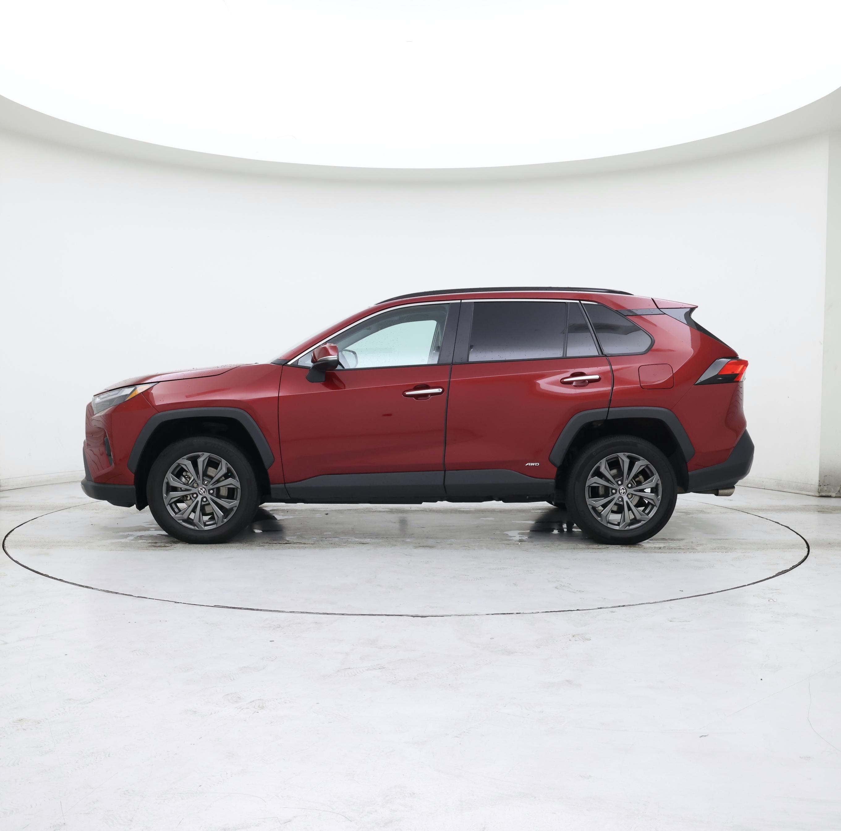 Thumbnail: 2024 Toyota RAV4 - 3