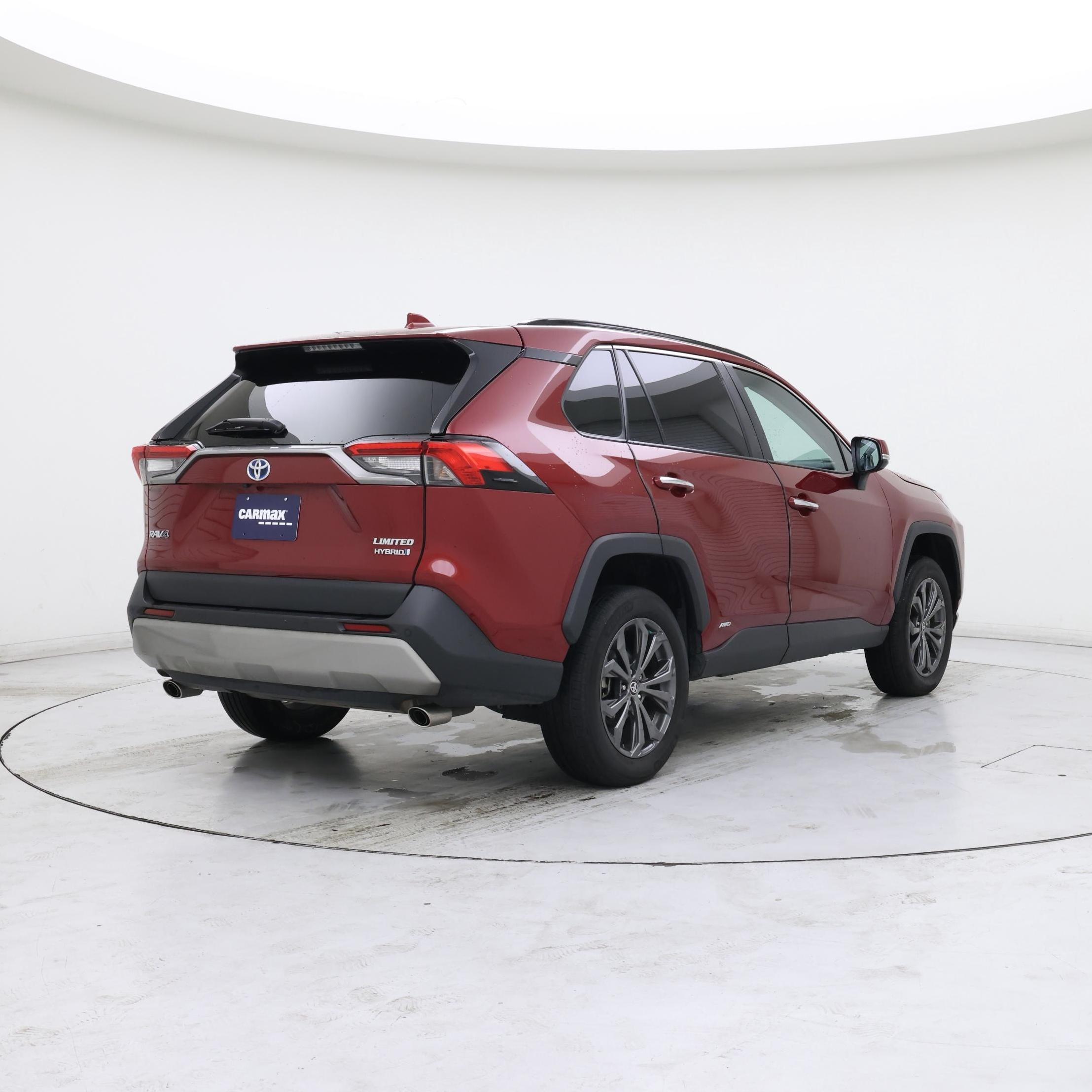 Thumbnail: 2024 Toyota RAV4 - 8