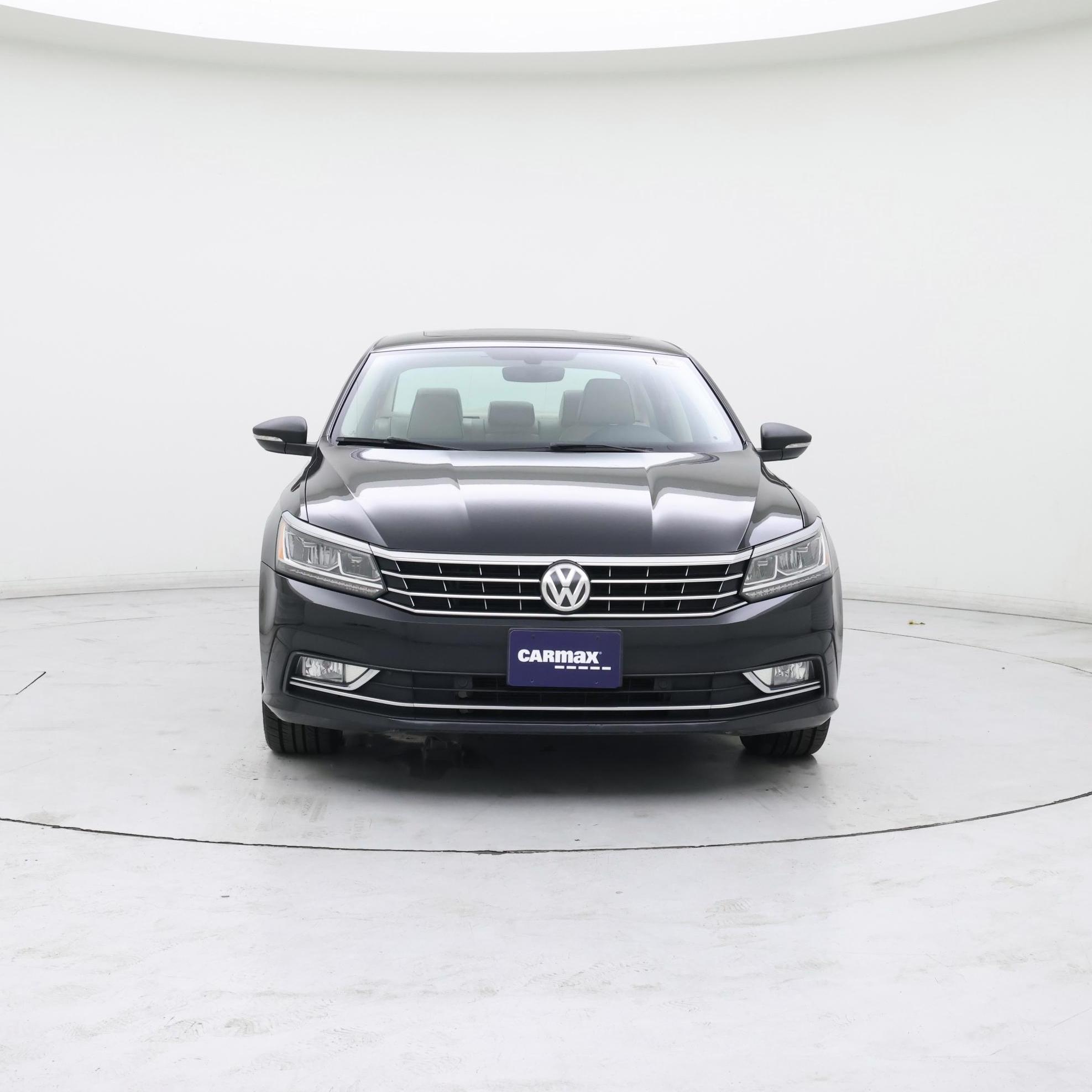 Thumbnail: 2017 Volkswagen Passat - 5