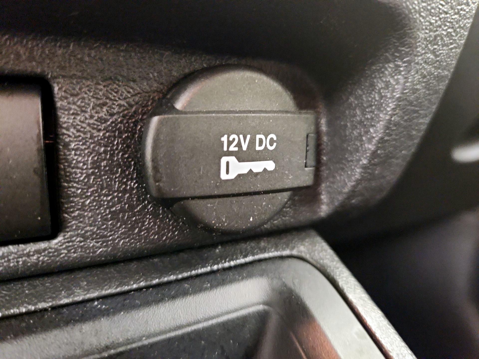 Thumbnail: 2016 Jeep Compass - 16