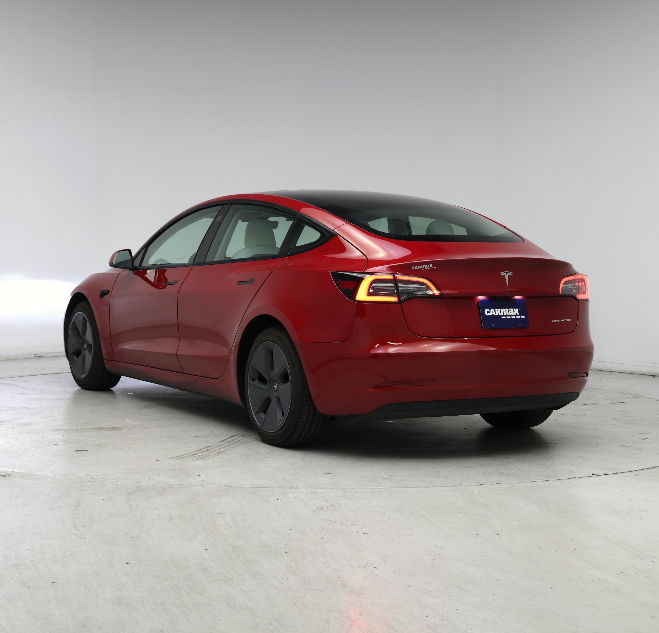Thumbnail: 2022 Tesla Model 3 - 2