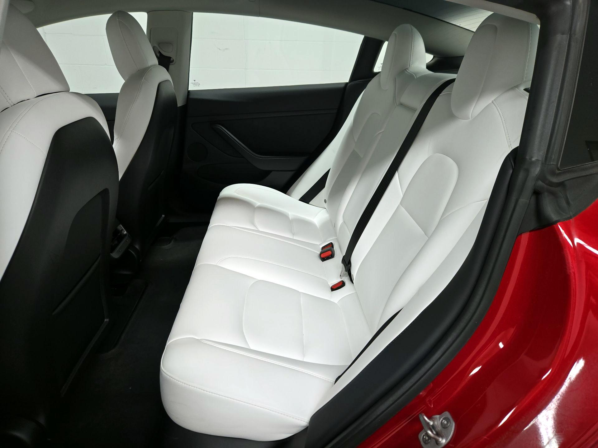 Thumbnail: 2022 Tesla Model 3 - 20