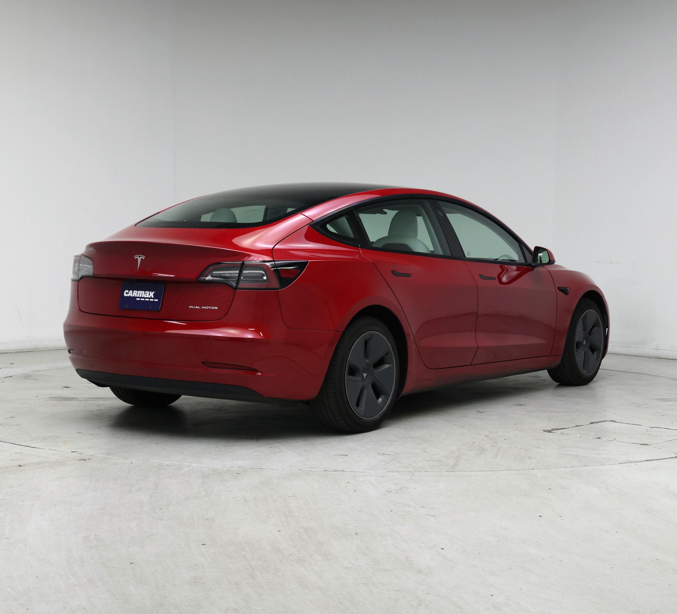 Thumbnail: 2022 Tesla Model 3 - 8