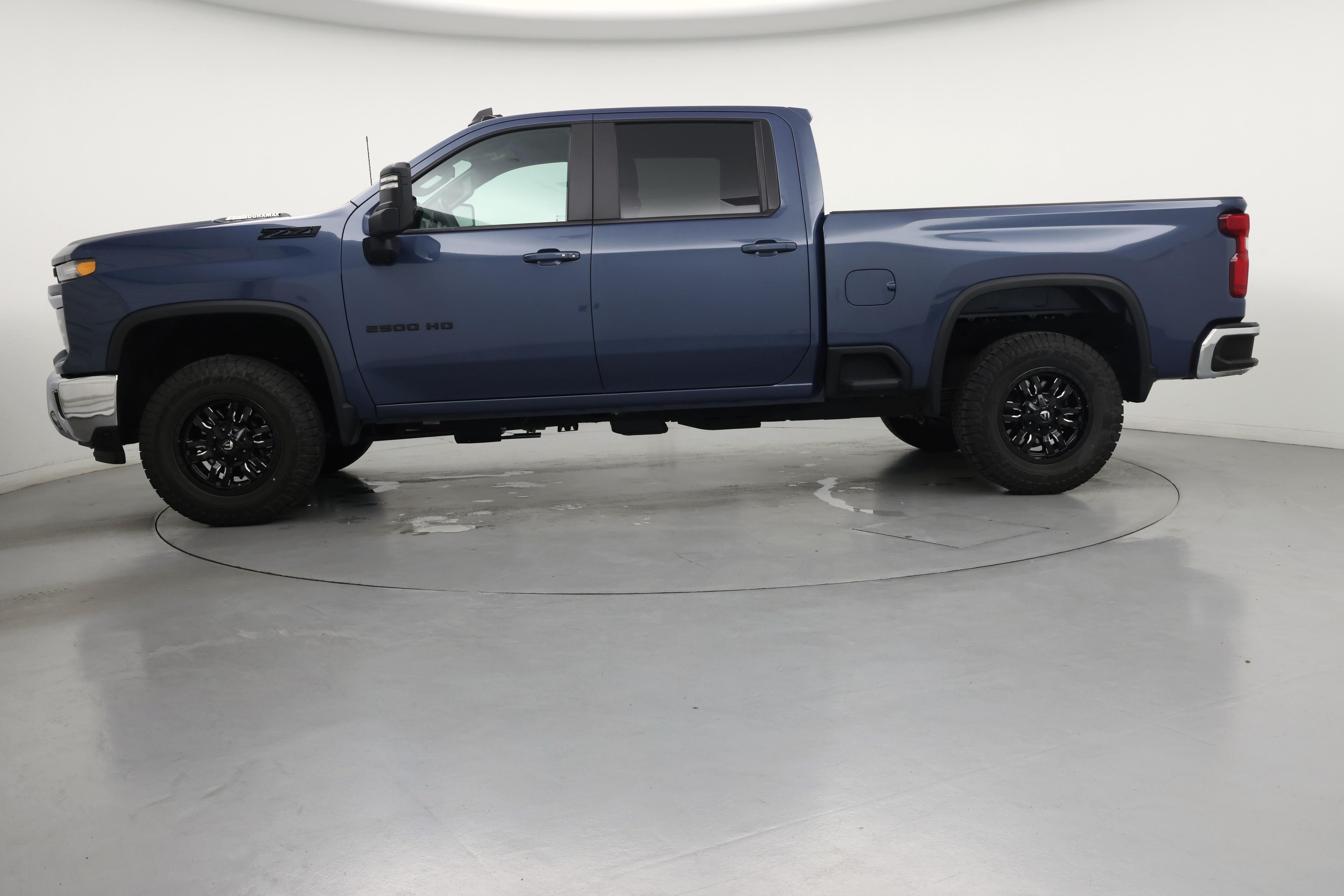 Thumbnail: 2024 Chevrolet Silverado 2500 - 3
