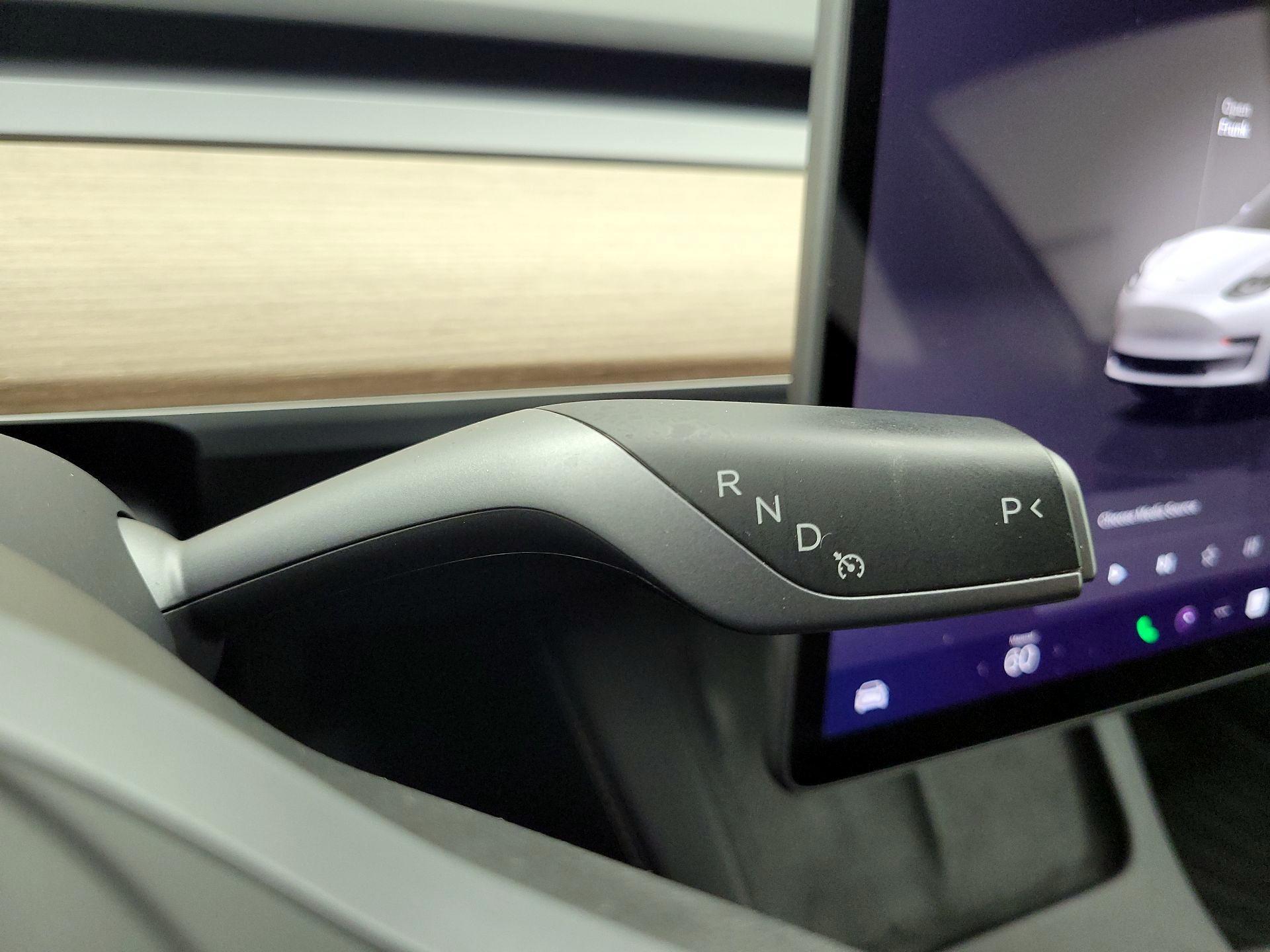 Thumbnail: 2023 Tesla Model 3 - 17