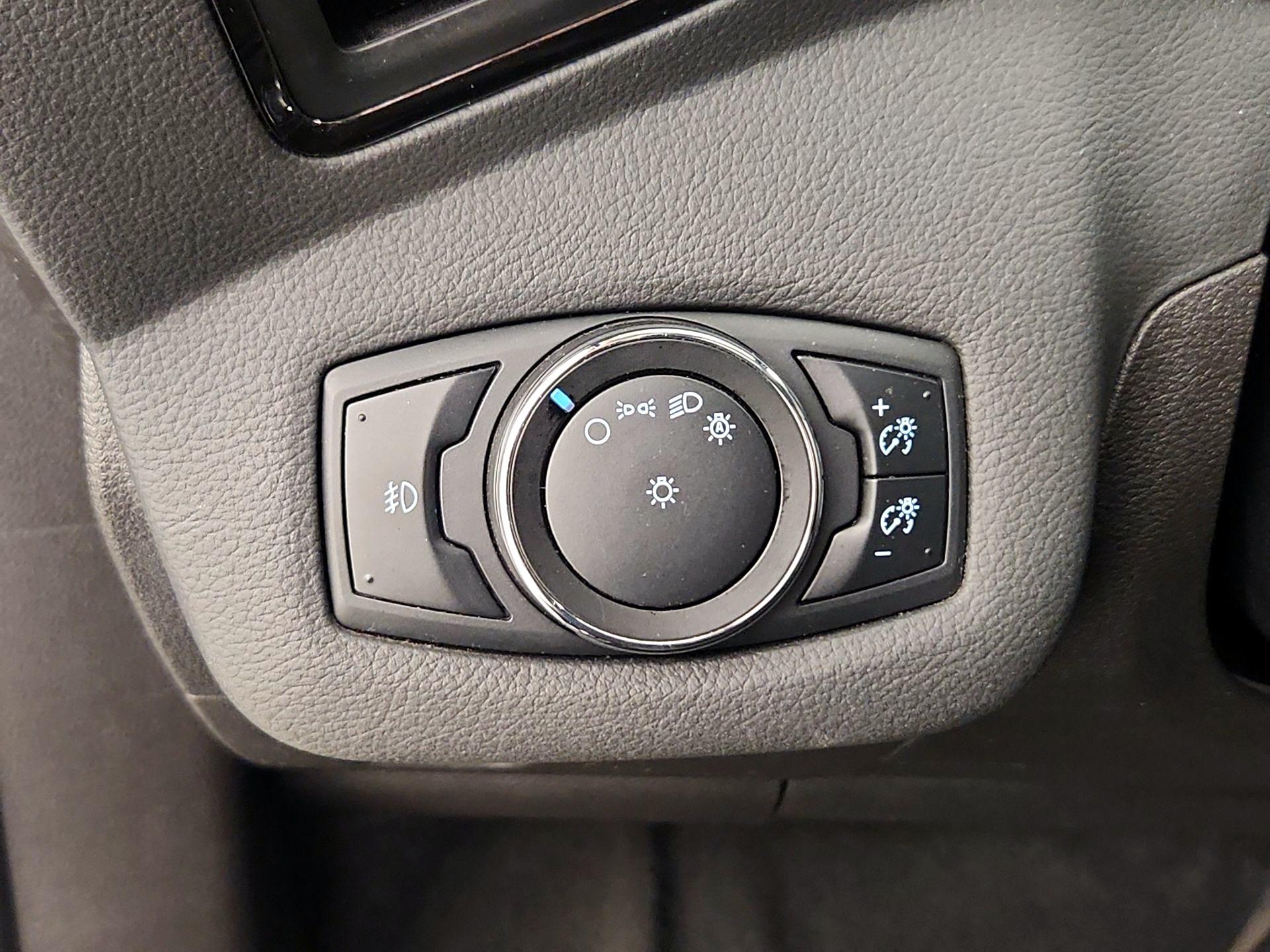 Thumbnail: 2014 Ford Escape - 13