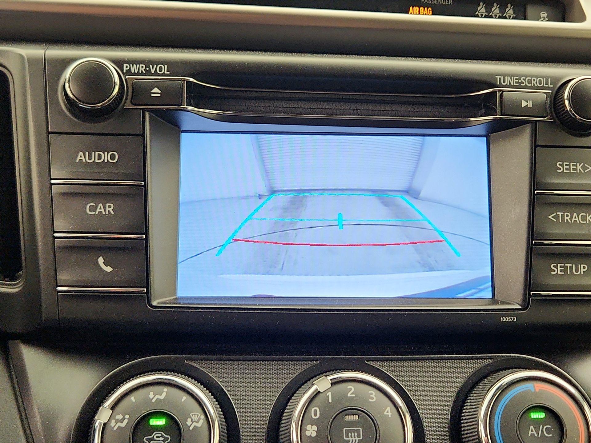 Thumbnail: 2018 Toyota RAV4 - 14