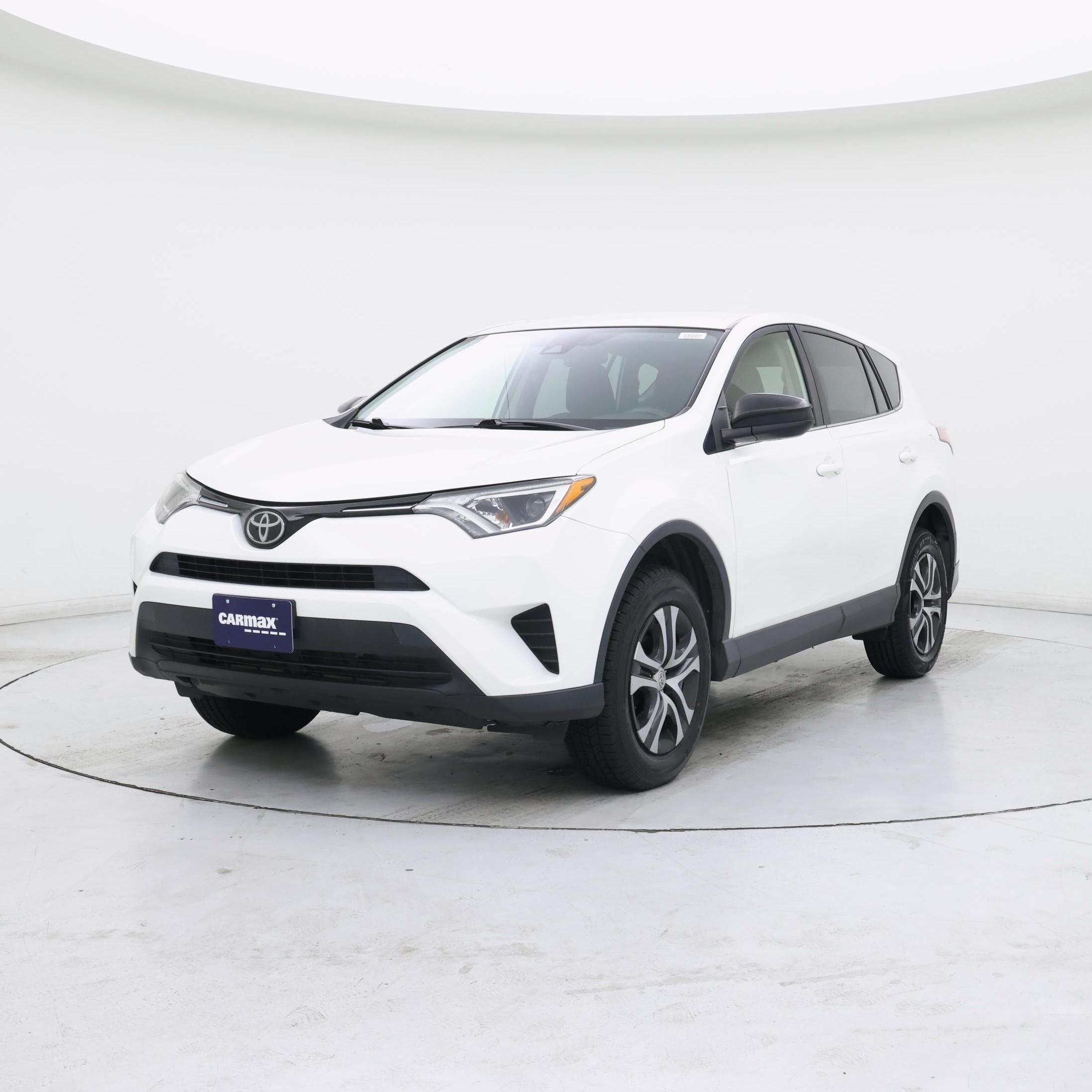 Thumbnail: 2018 Toyota RAV4 - 4
