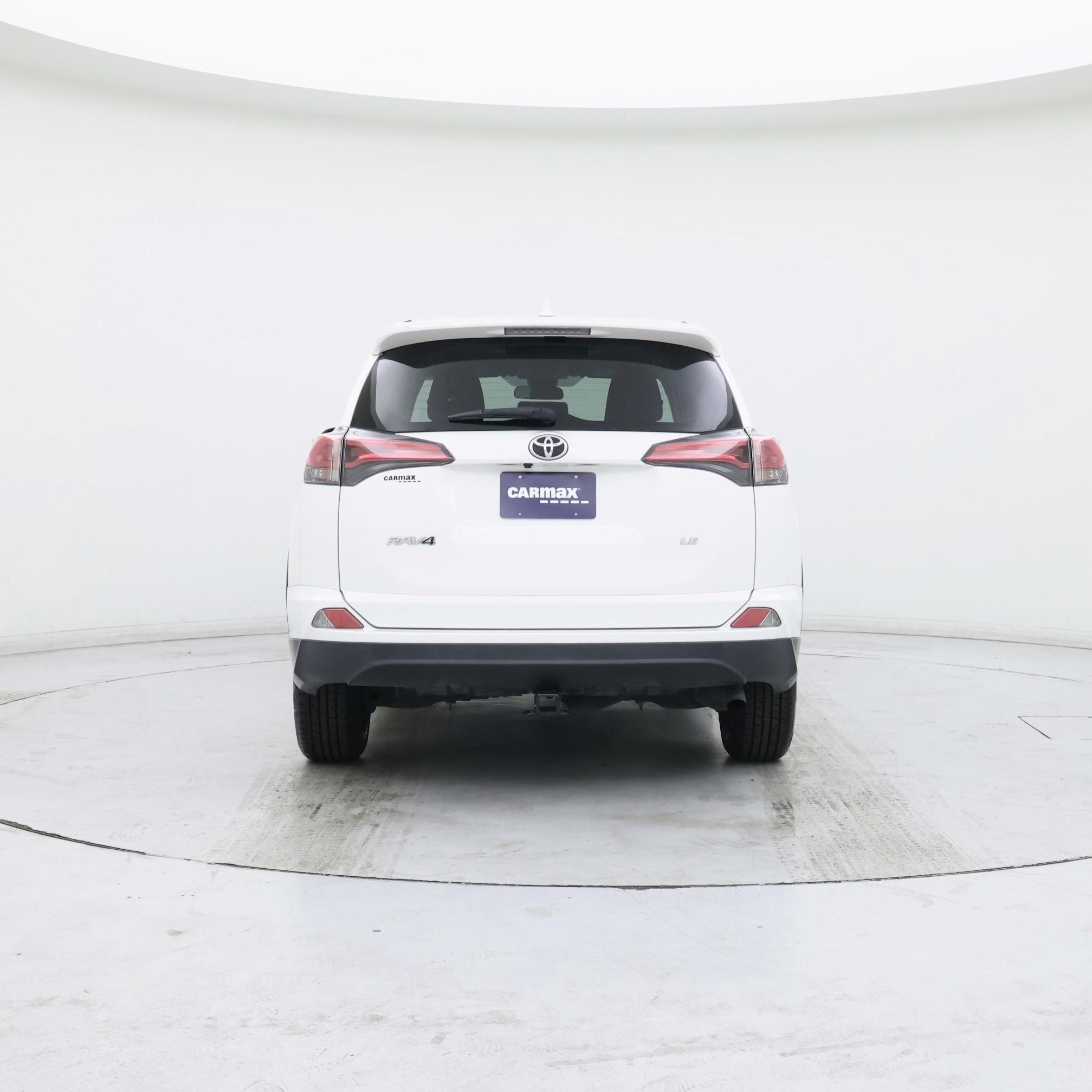Thumbnail: 2018 Toyota RAV4 - 6