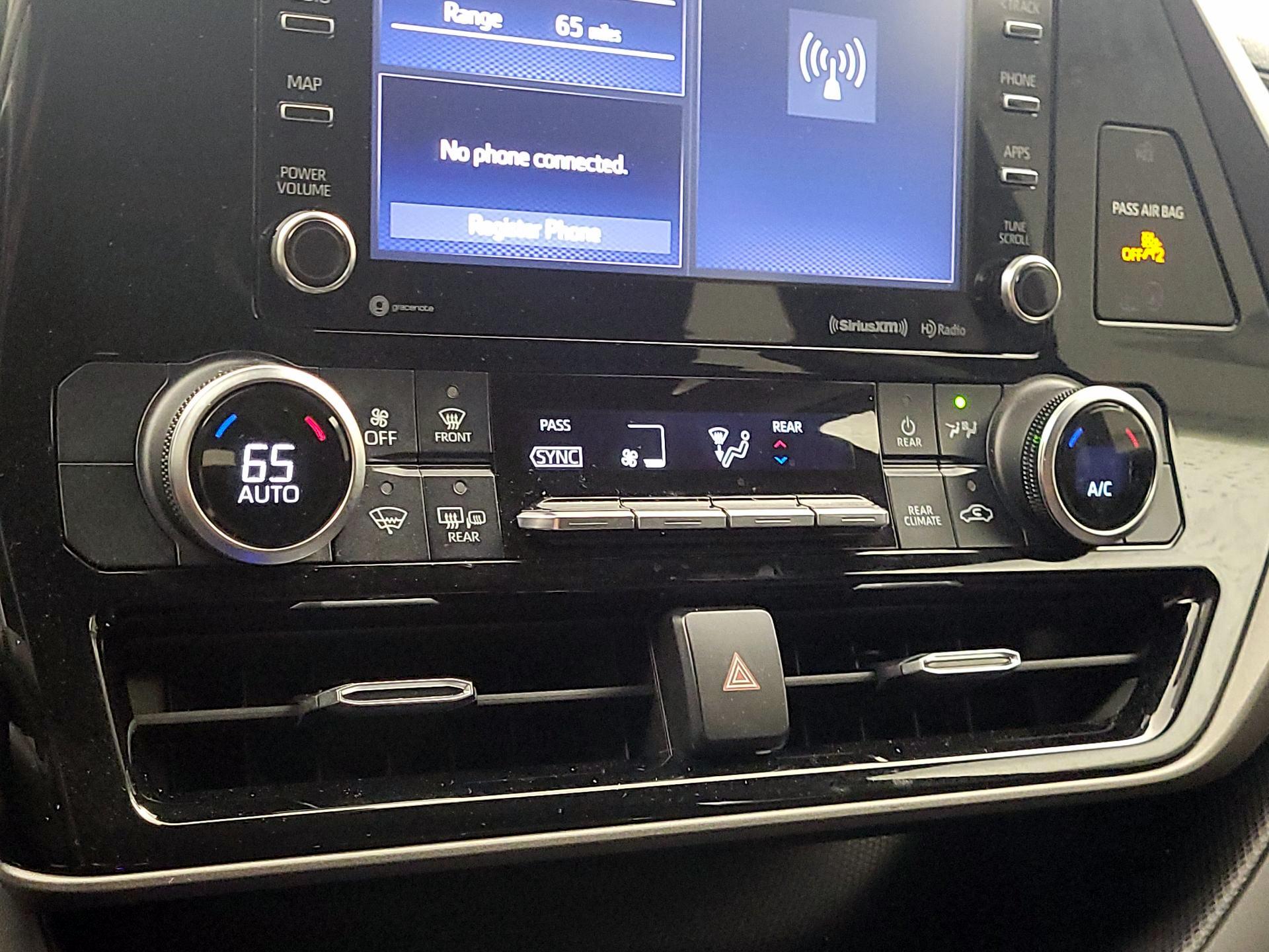 Thumbnail: 2020 Toyota Highlander - 17