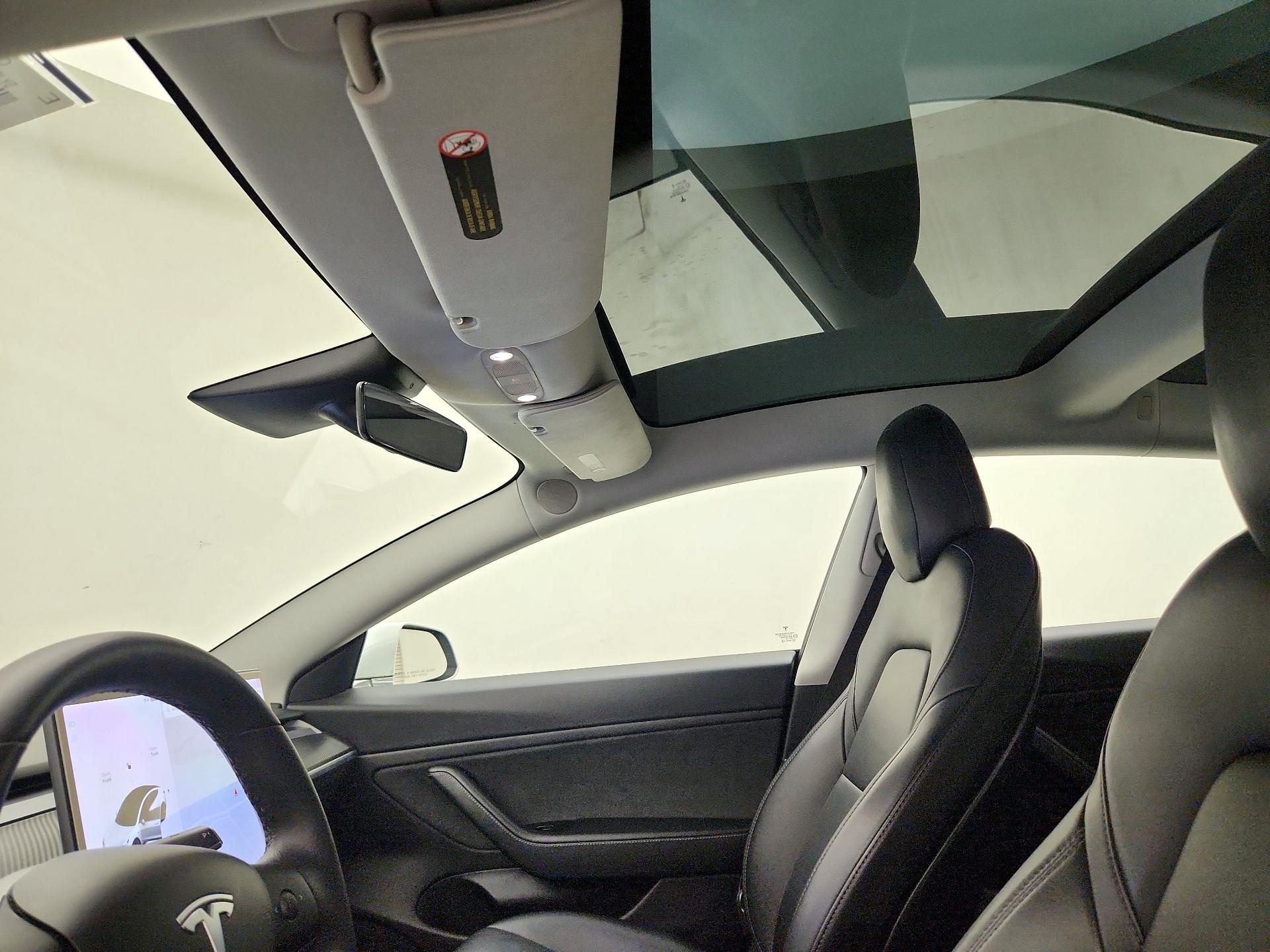 Thumbnail: 2020 Tesla Model 3 - 19
