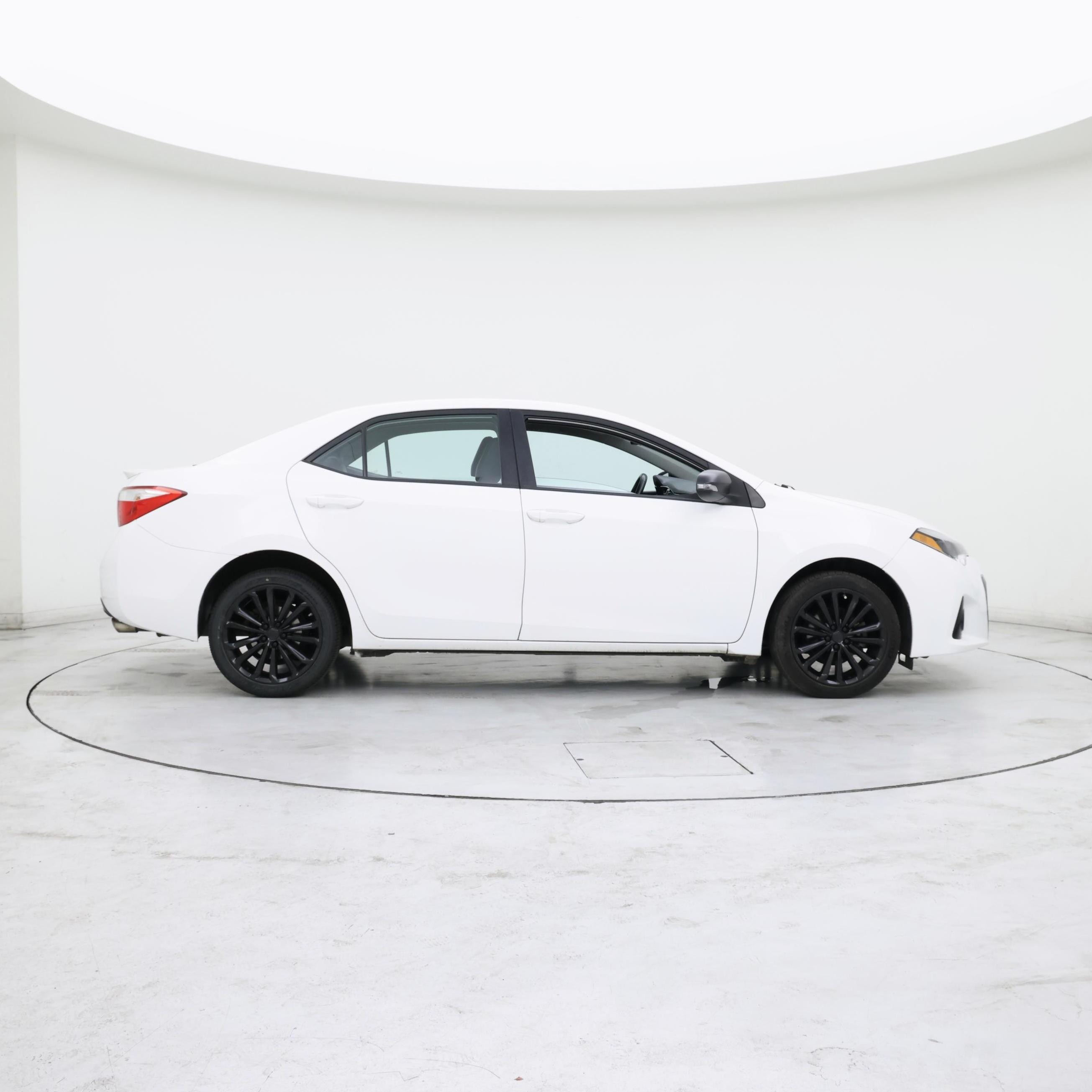 Thumbnail: 2015 Toyota Corolla - 7
