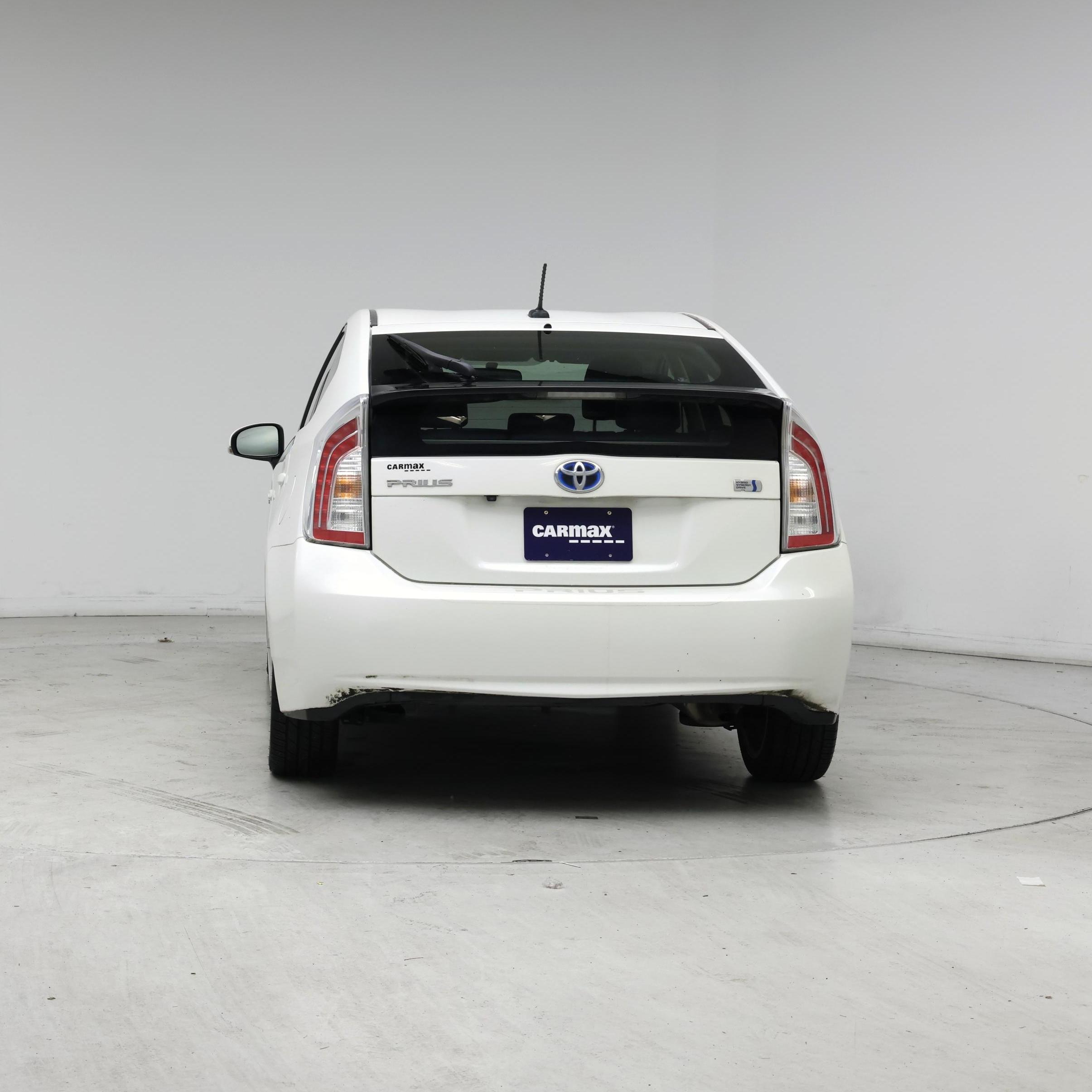 Thumbnail: 2015 Toyota Prius - 6