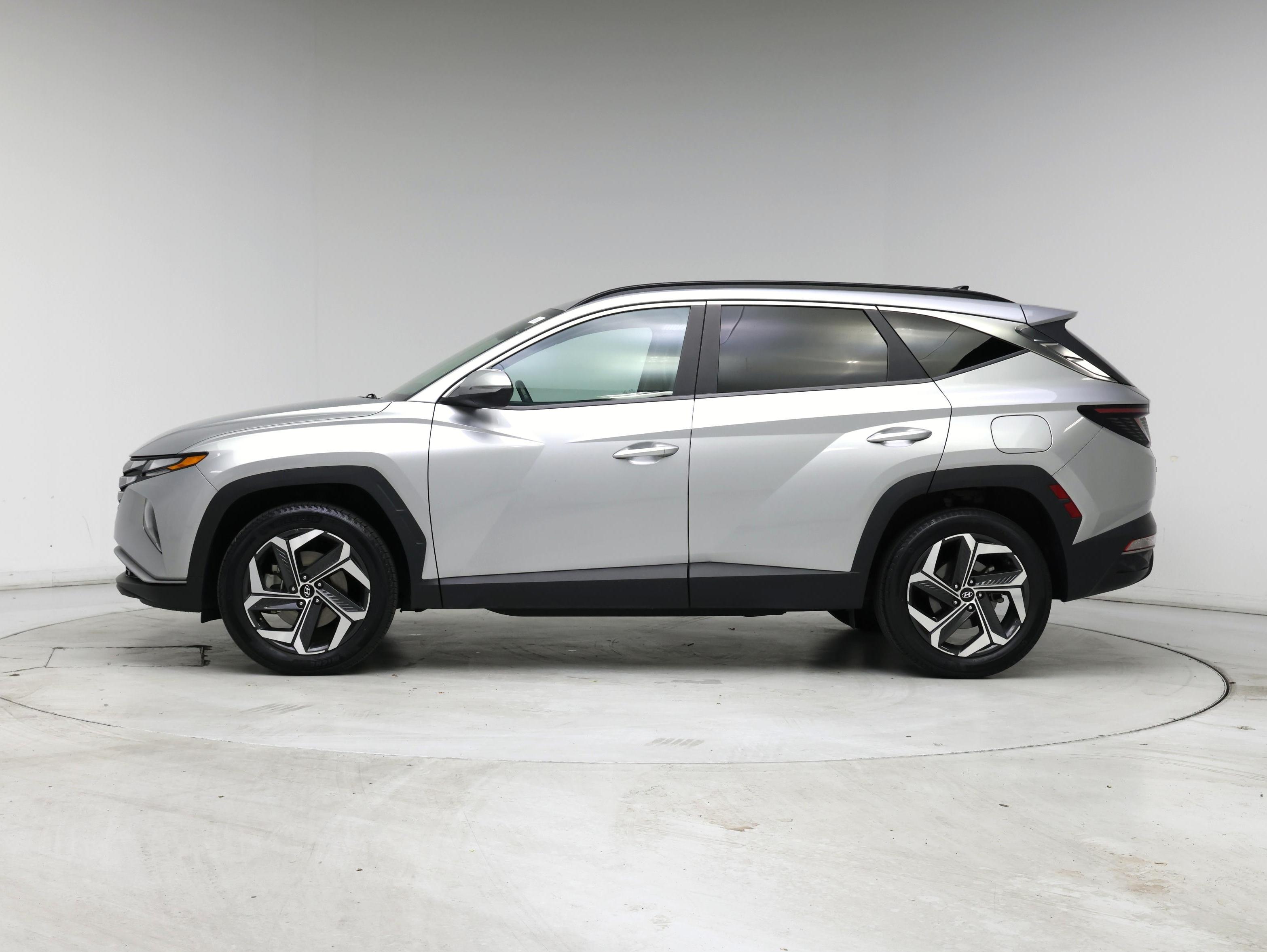 Thumbnail: 2022 Hyundai Tucson - 3