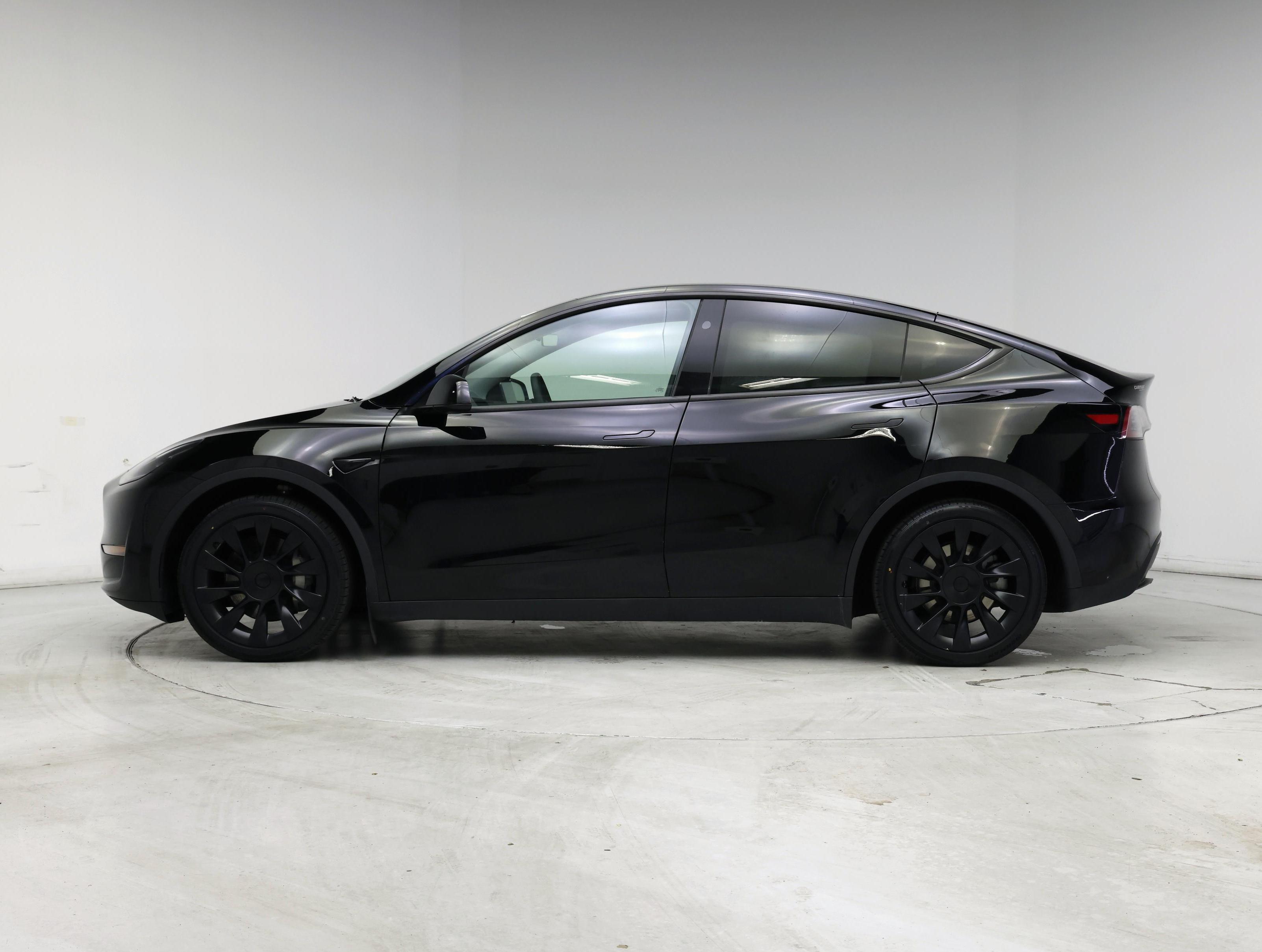 Thumbnail: 2024 Tesla Model Y - 3