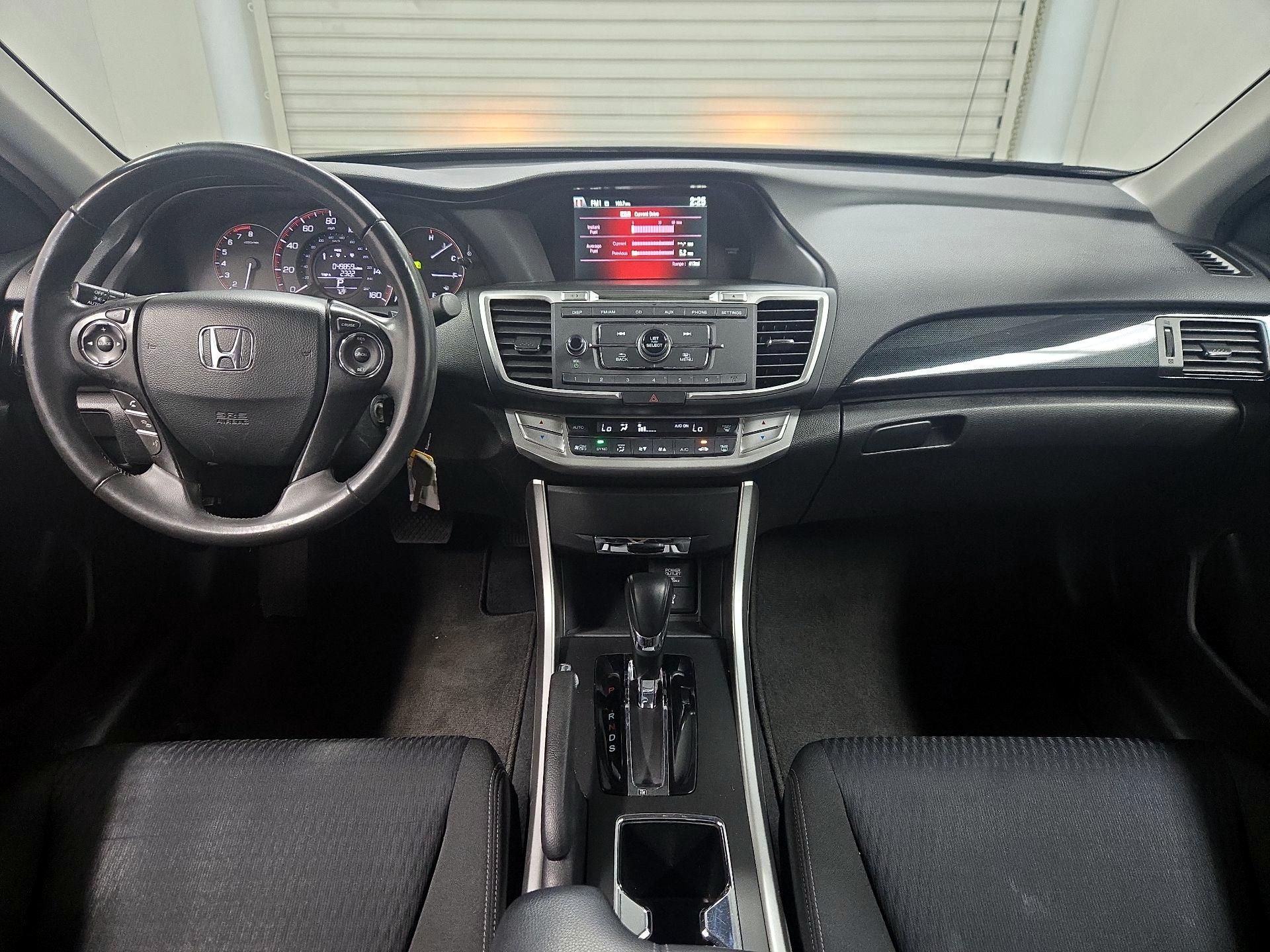 Thumbnail: 2015 Honda Accord - 9
