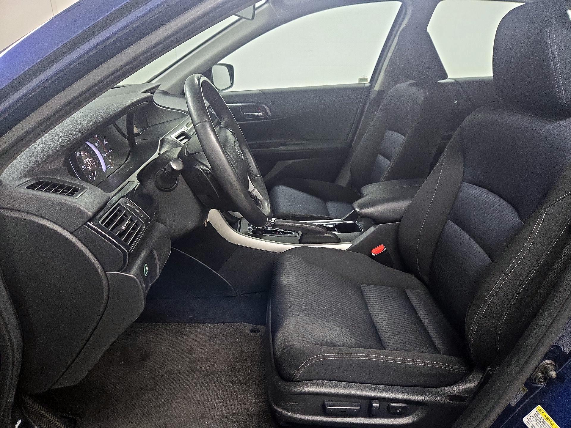 Thumbnail: 2015 Honda Accord - 11