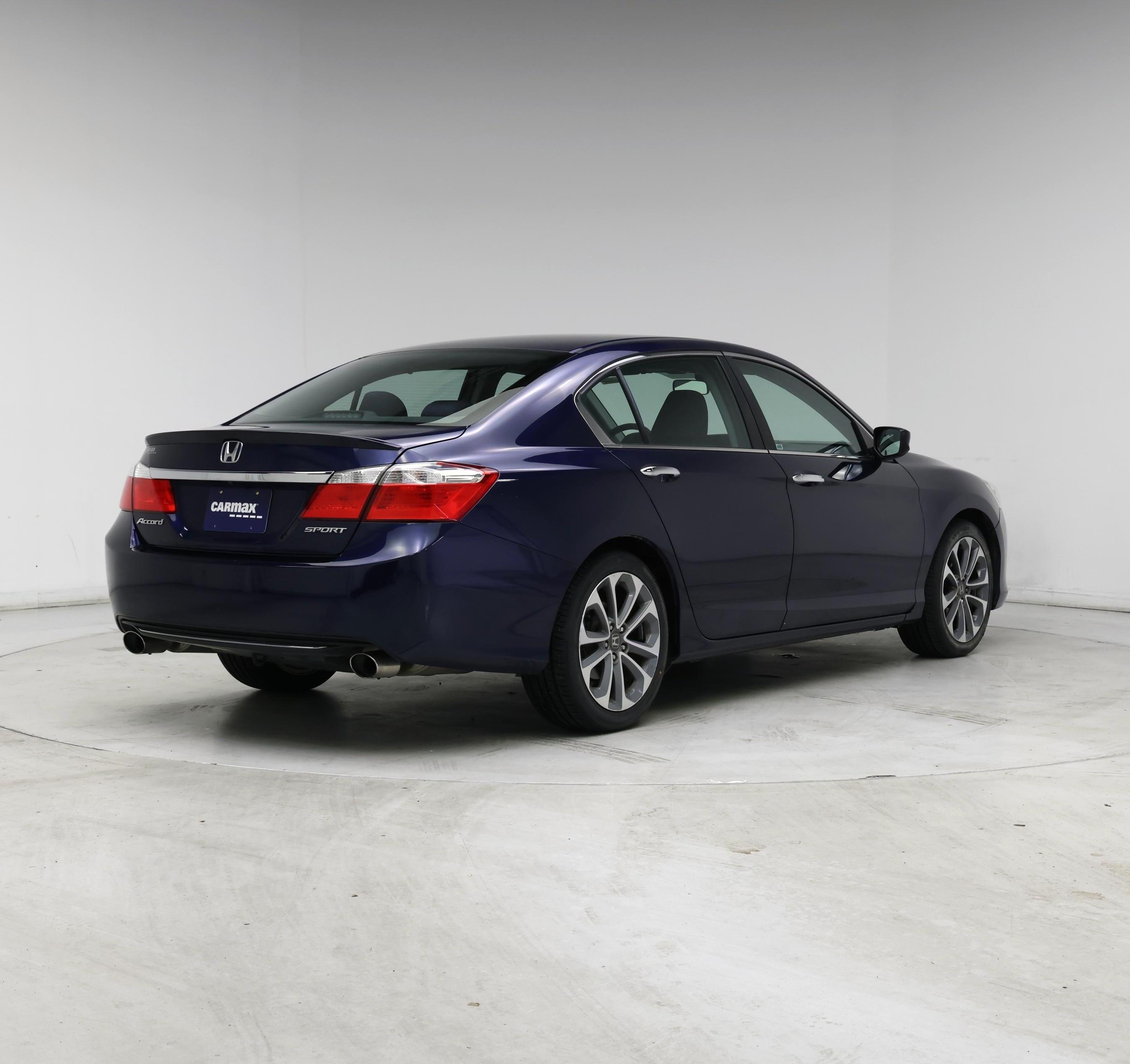 Thumbnail: 2015 Honda Accord - 8