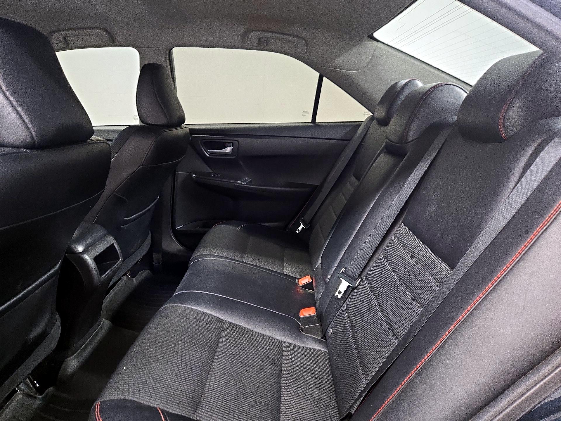 Thumbnail: 2016 Toyota Camry - 19