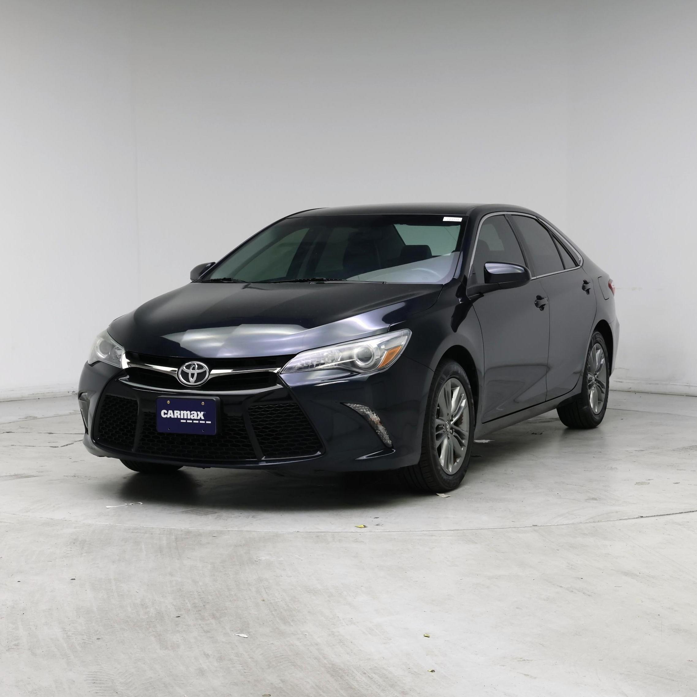 Thumbnail: 2016 Toyota Camry - 4
