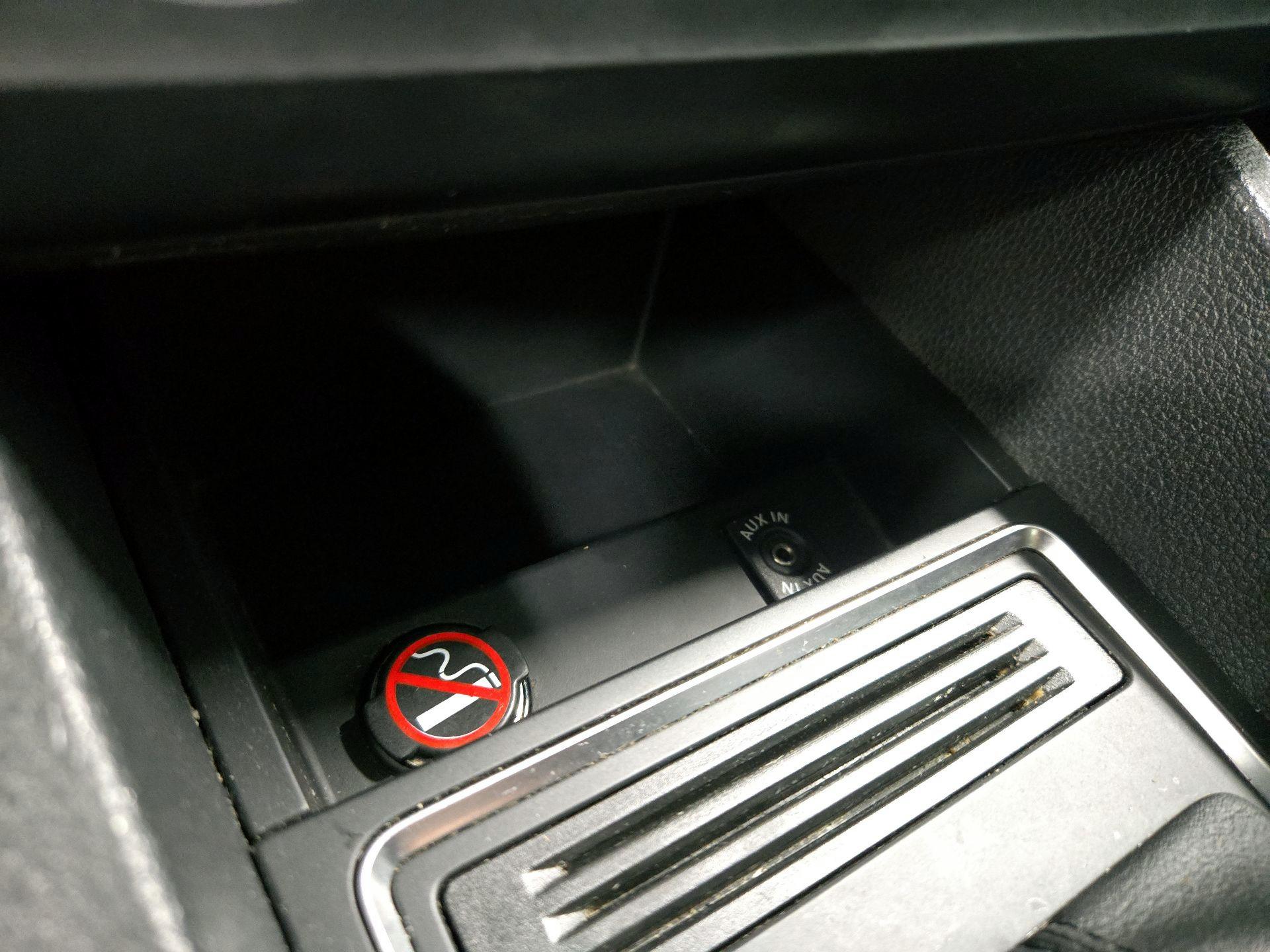 Thumbnail: 2015 Volkswagen Jetta - 17