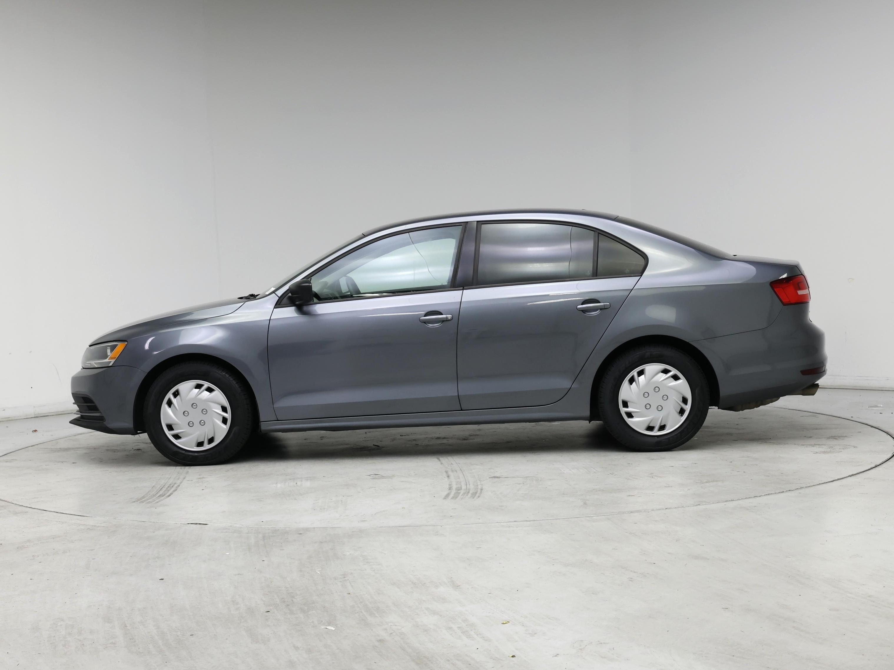 Thumbnail: 2015 Volkswagen Jetta - 3
