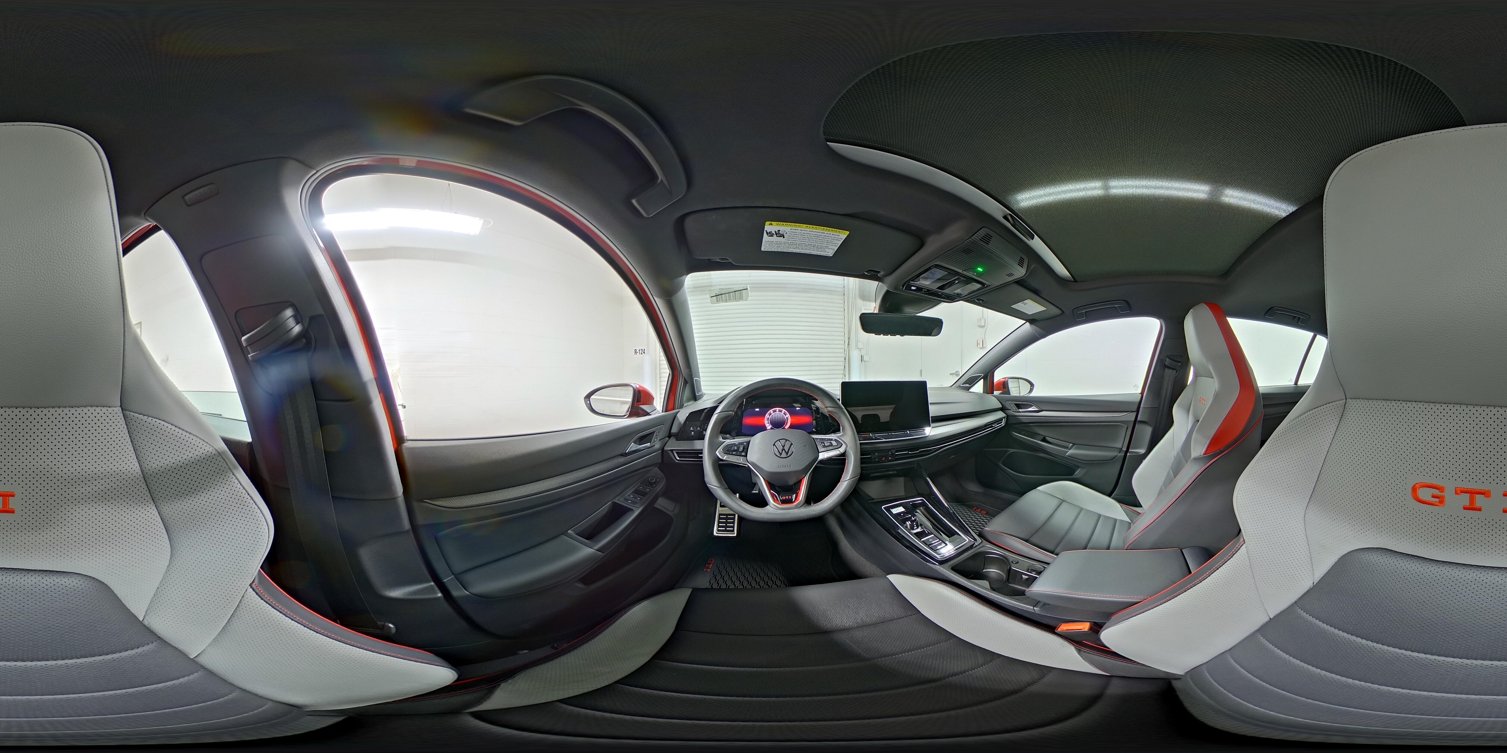 2025 Volkswagen Golf GTI SE - Photo 28