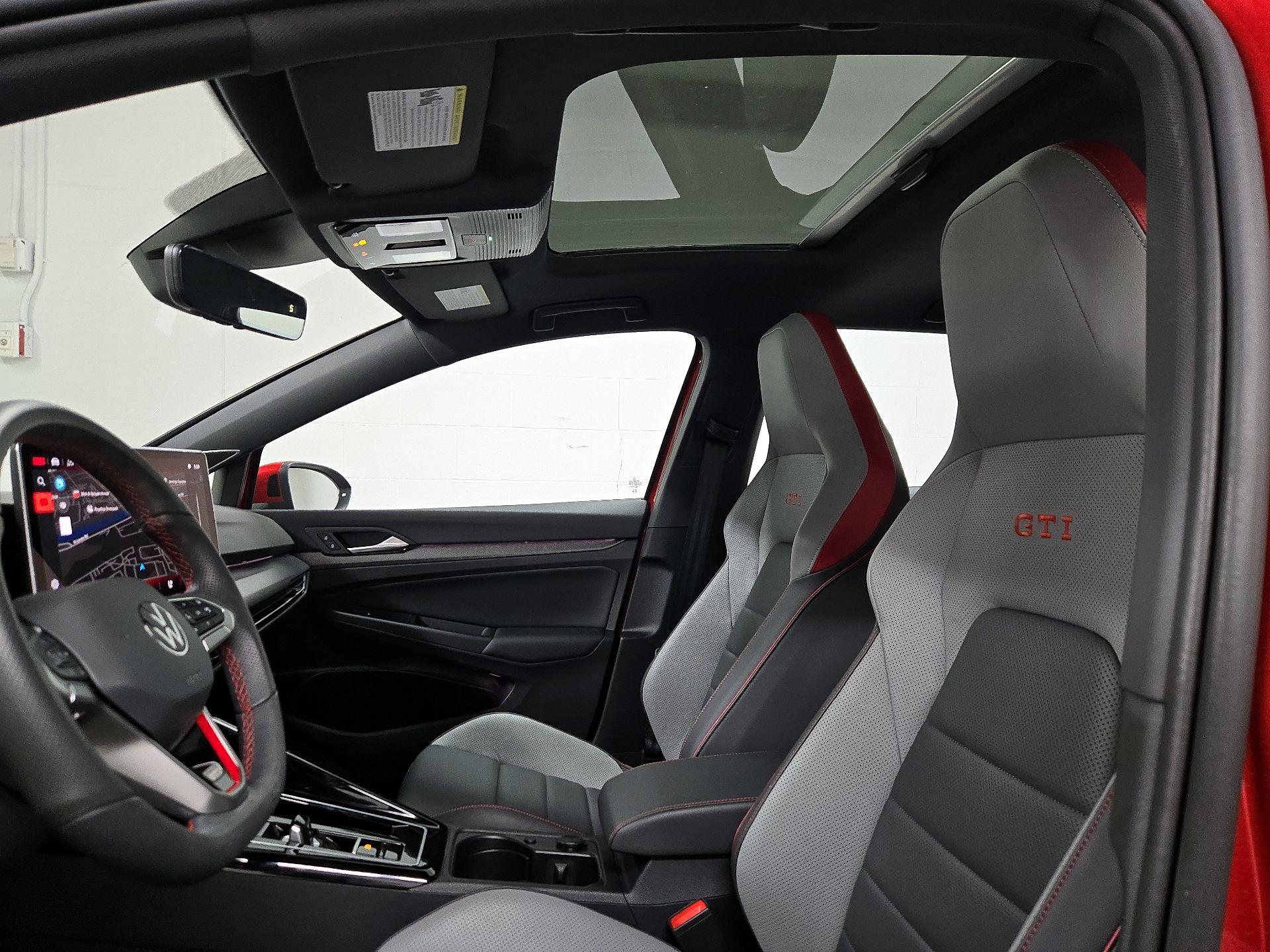 Thumbnail: 2025 Volkswagen Golf - 20