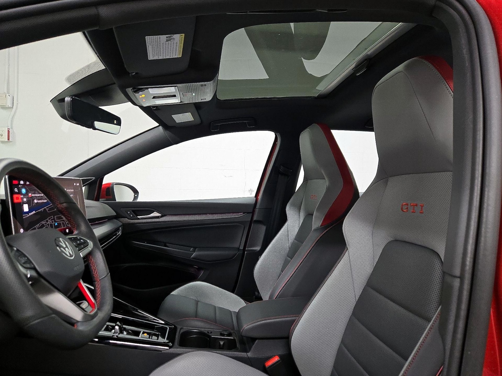 2025 Volkswagen Golf GTI SE - Photo 21