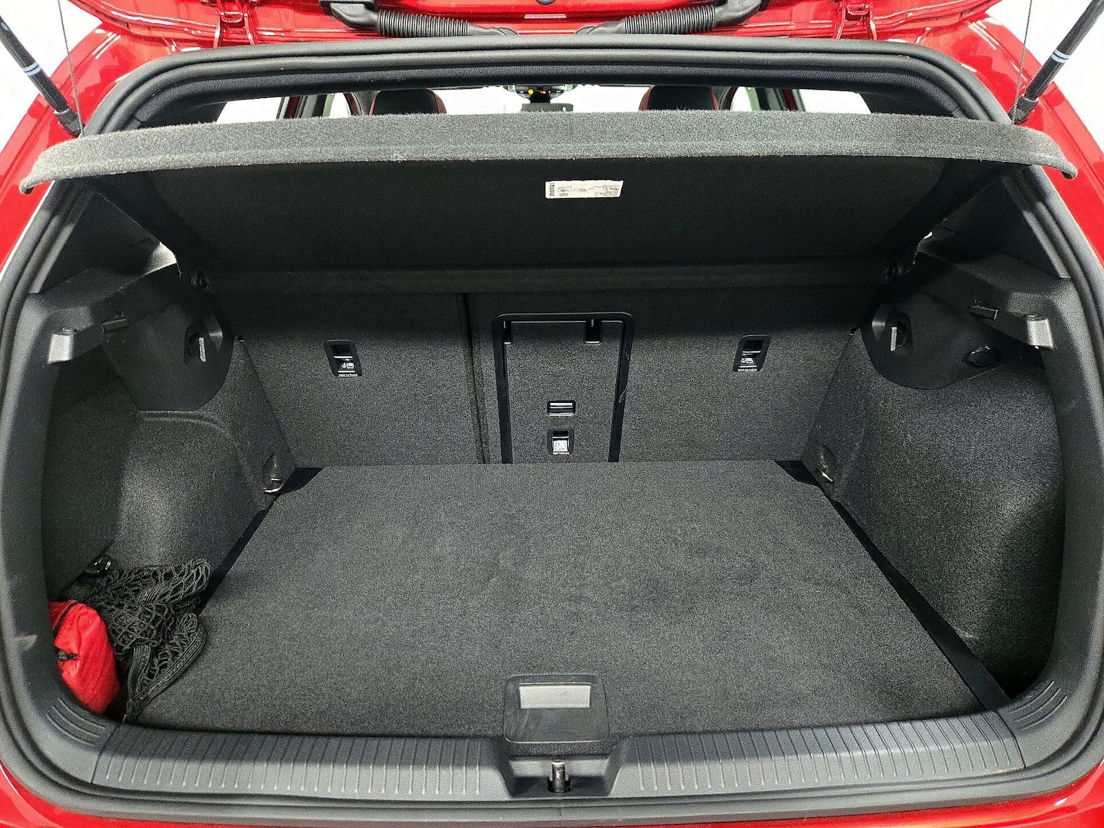 2025 Volkswagen Golf GTI SE - Photo 23